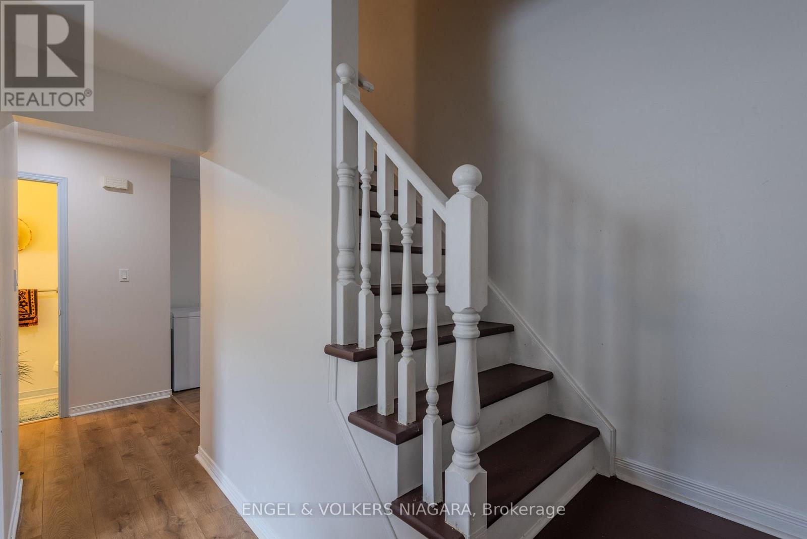 5 - 7470 Monastery Drive, Niagara Falls, Ontario  L2H 3B3 - Photo 15 - X12226891