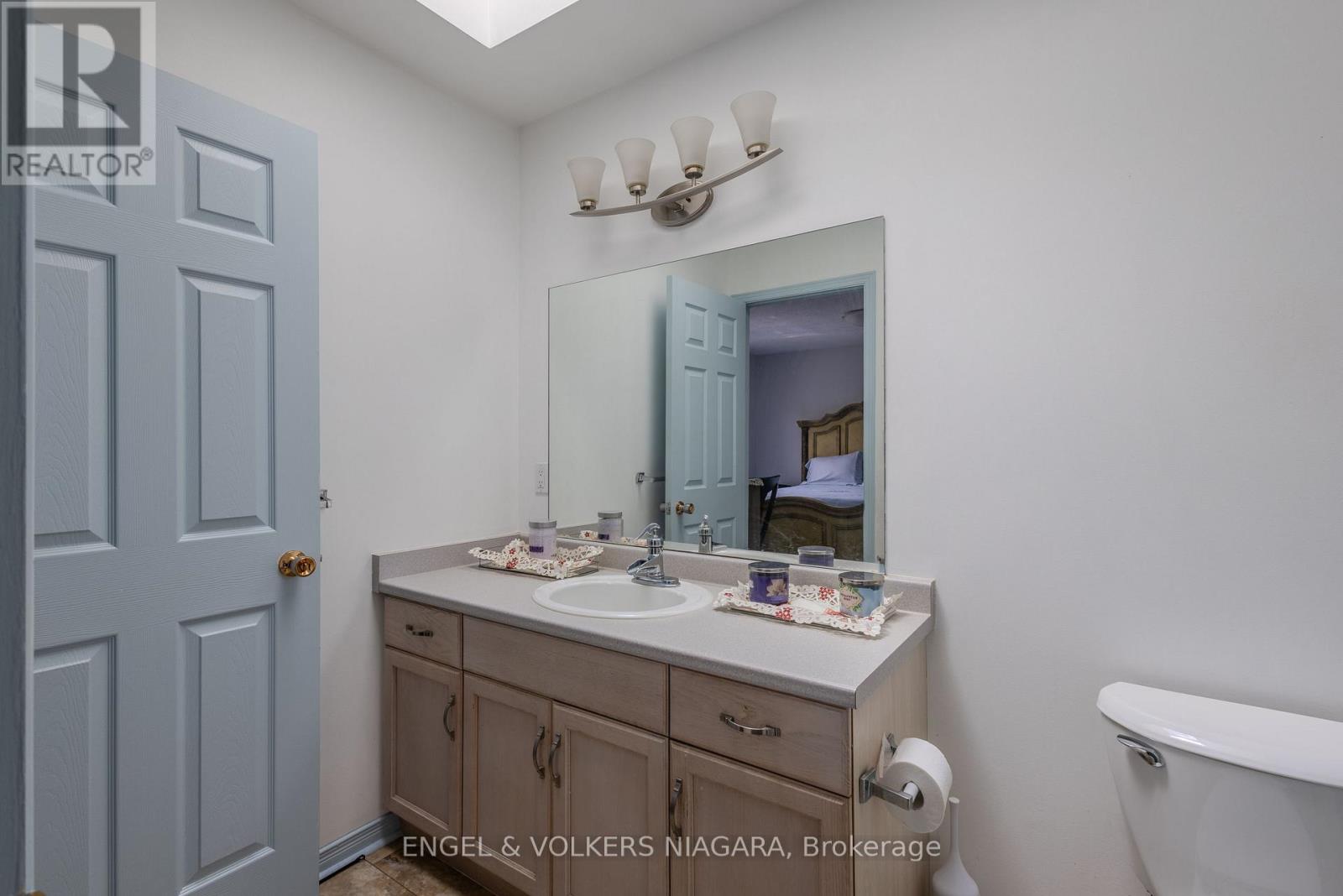 5 - 7470 Monastery Drive, Niagara Falls, Ontario  L2H 3B3 - Photo 21 - X12226891