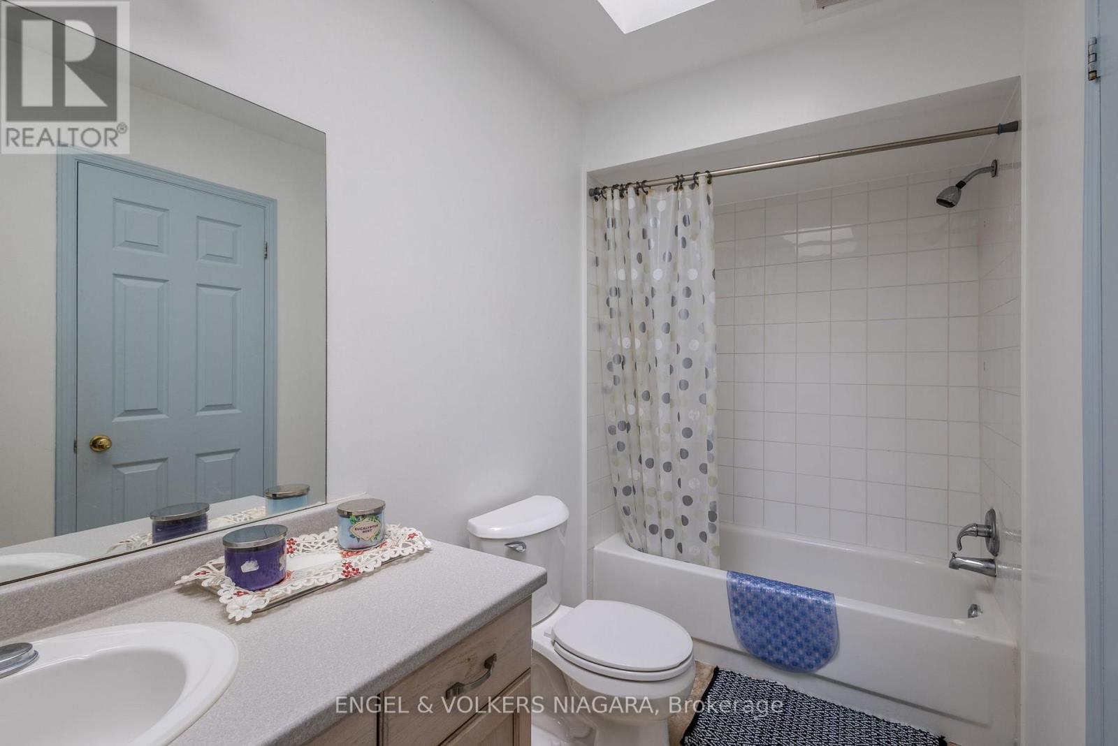 5 - 7470 Monastery Drive, Niagara Falls, Ontario  L2H 3B3 - Photo 22 - X12226891