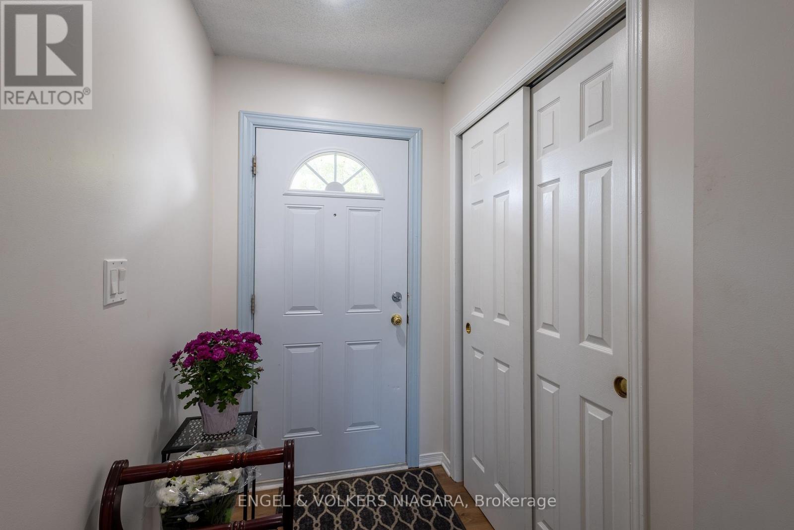 5 - 7470 Monastery Drive, Niagara Falls, Ontario  L2H 3B3 - Photo 3 - X12226891