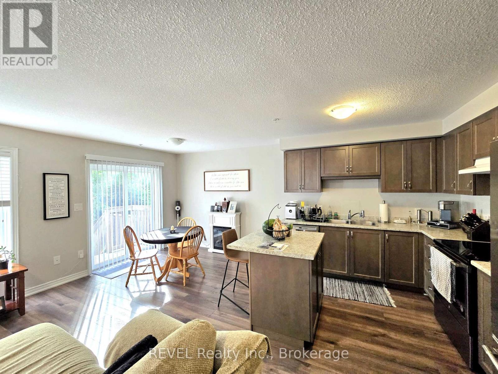 12 - 60 Canterbury Drive, St. Catharines, Ontario  L2P 0E7 - Photo 12 - X12234694