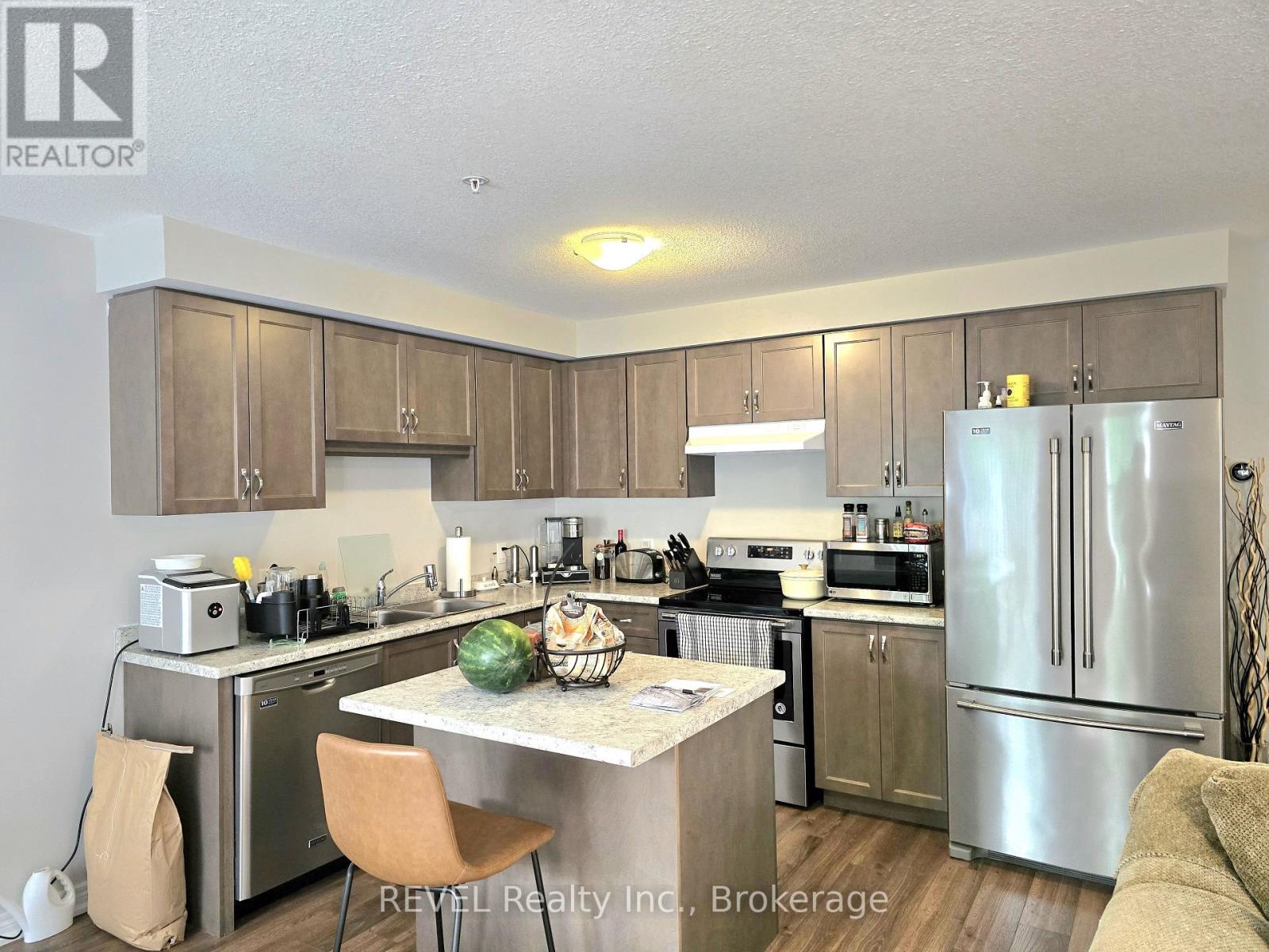 12 - 60 Canterbury Drive, St. Catharines, Ontario  L2P 0E7 - Photo 13 - X12234694