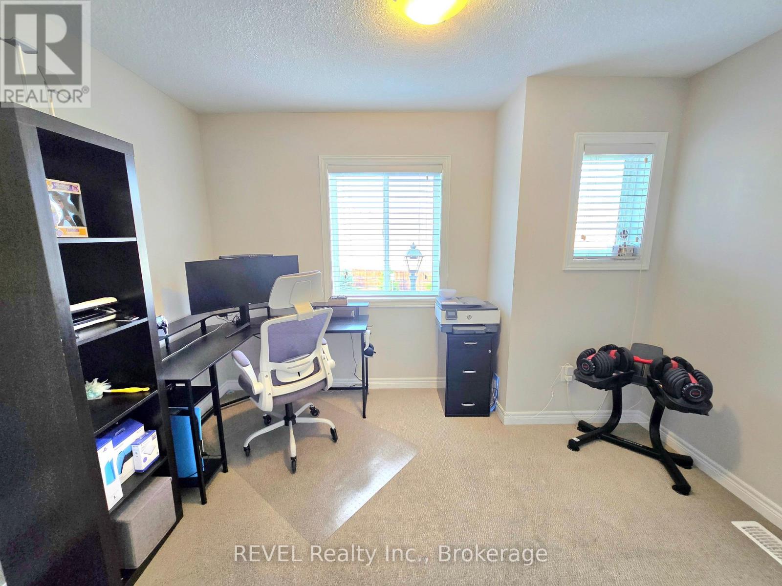 12 - 60 Canterbury Drive, St. Catharines, Ontario  L2P 0E7 - Photo 25 - X12234694