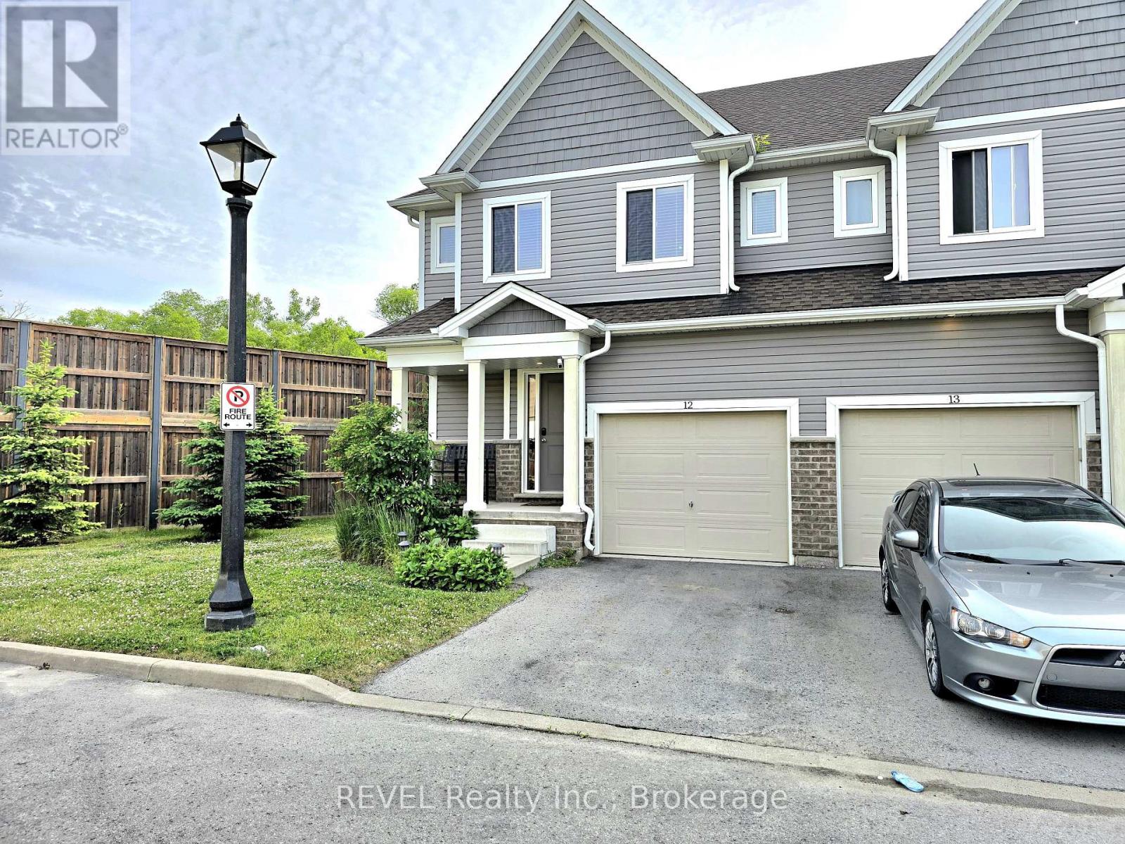 12 - 60 Canterbury Drive, St. Catharines, Ontario  L2P 0E7 - Photo 8 - X12234694
