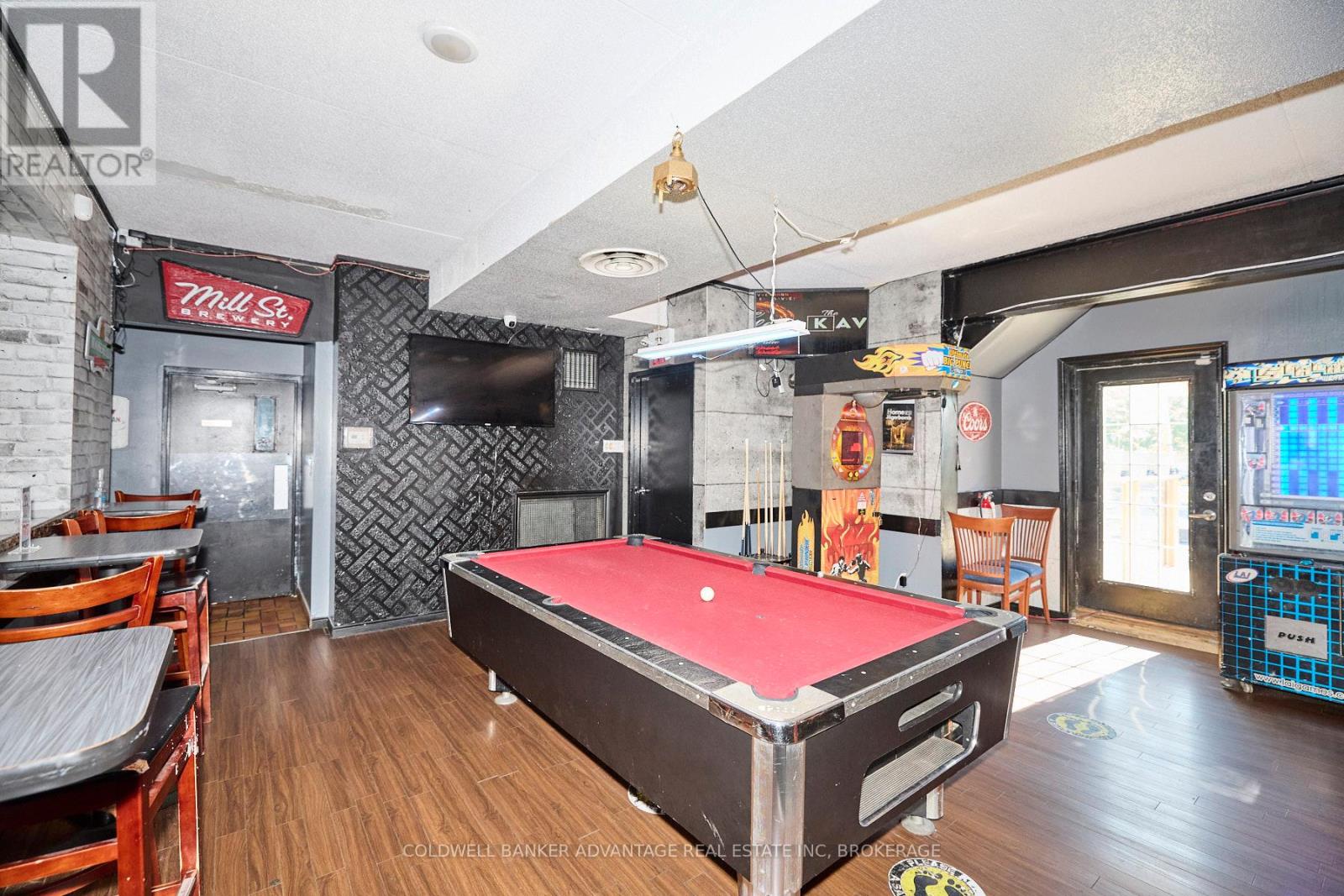 192 Maple Avenue, Welland, Ontario  L3C 5G5 - Photo 9 - X12246455