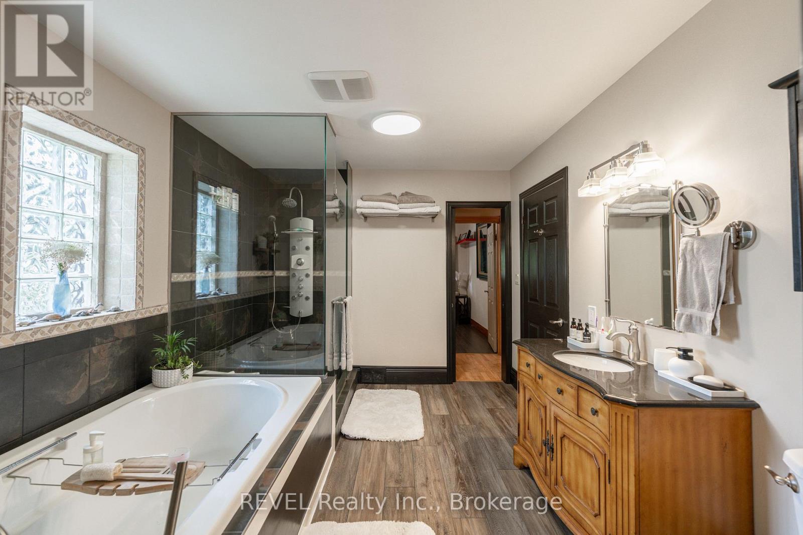 12 Aquadale Drive, St. Catharines, Ontario  L2N 3R6 - Photo 20 - X12253990