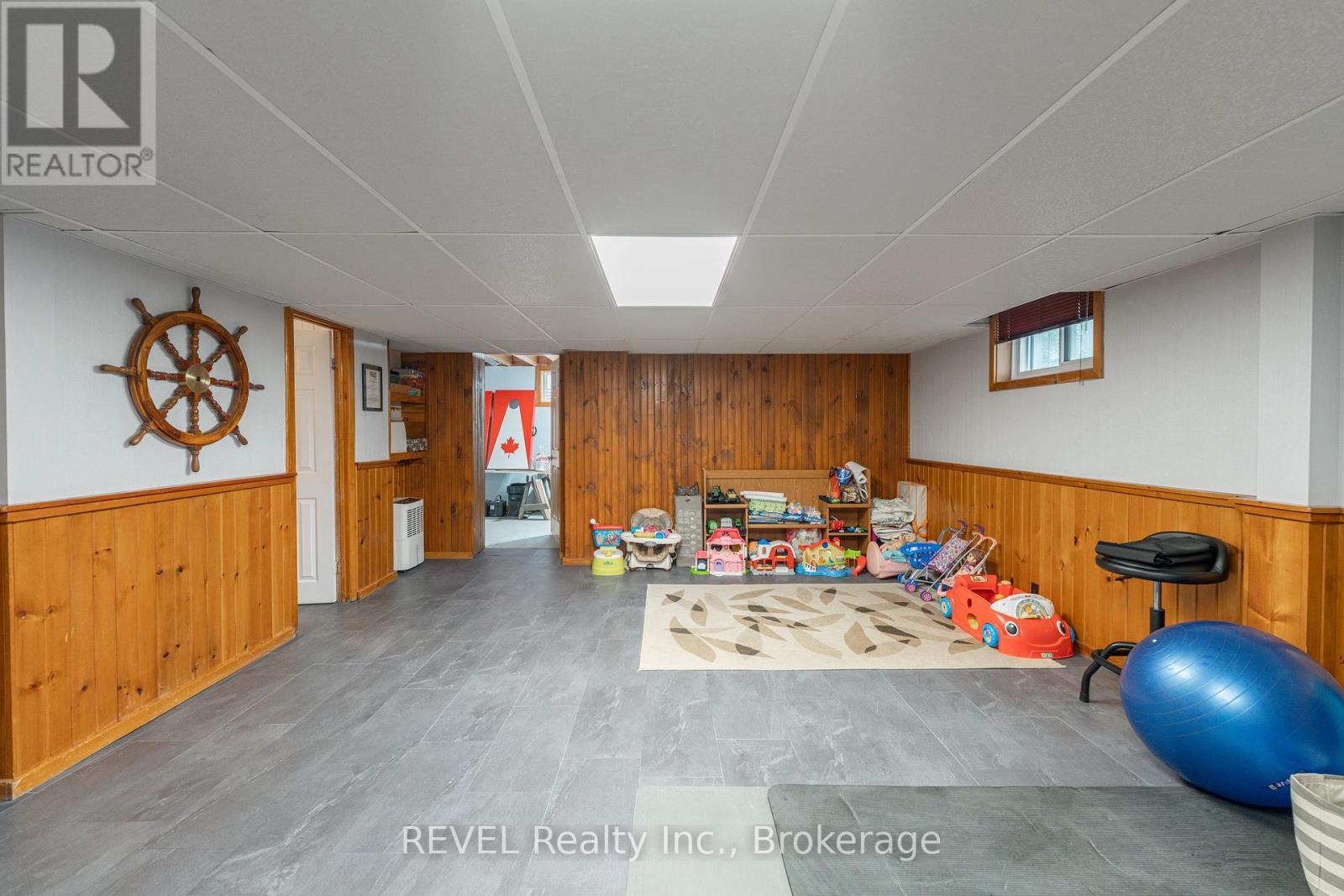 12 Aquadale Drive, St. Catharines, Ontario  L2N 3R6 - Photo 30 - X12253990