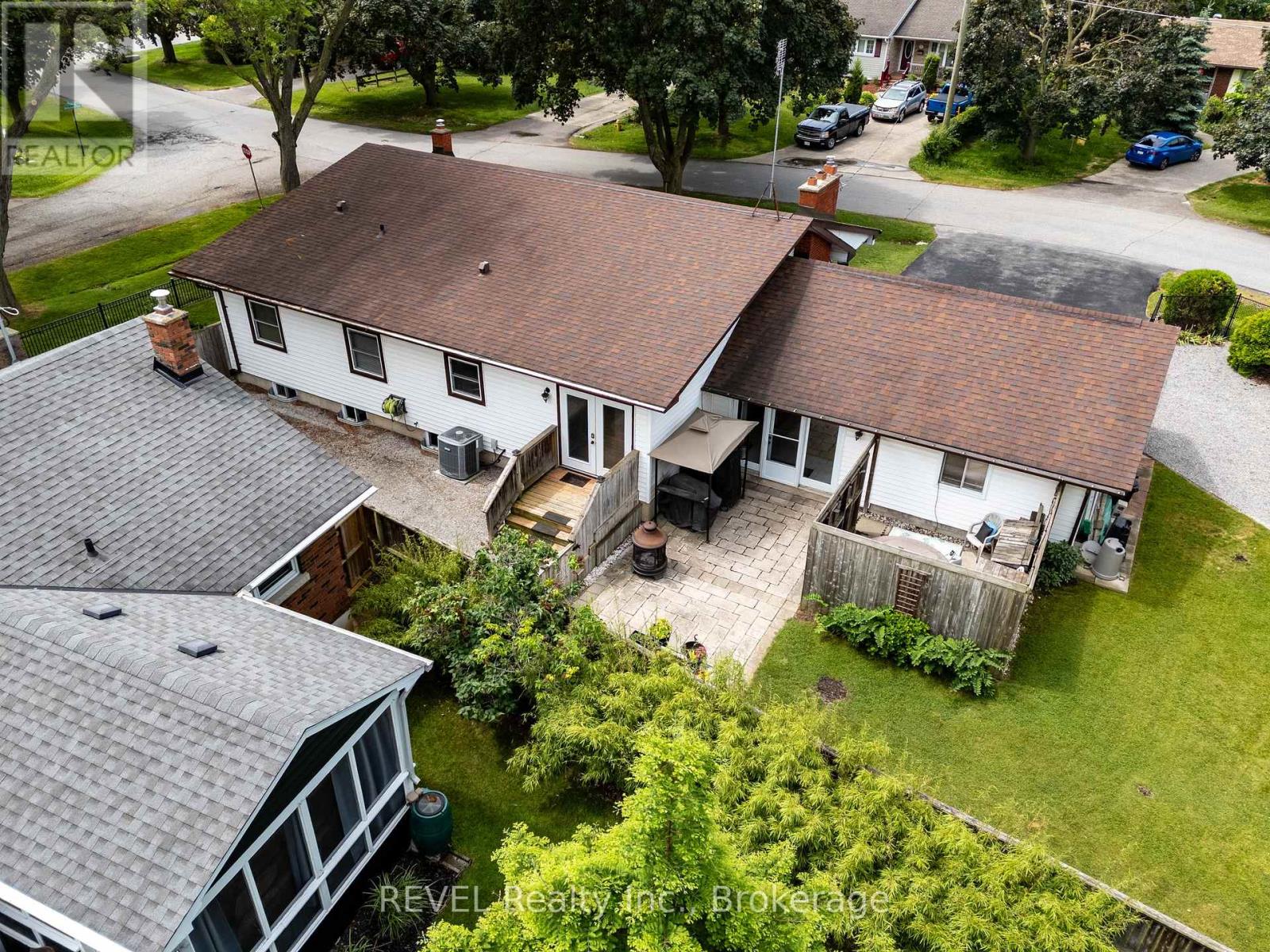 12 Aquadale Drive, St. Catharines, Ontario  L2N 3R6 - Photo 43 - X12253990