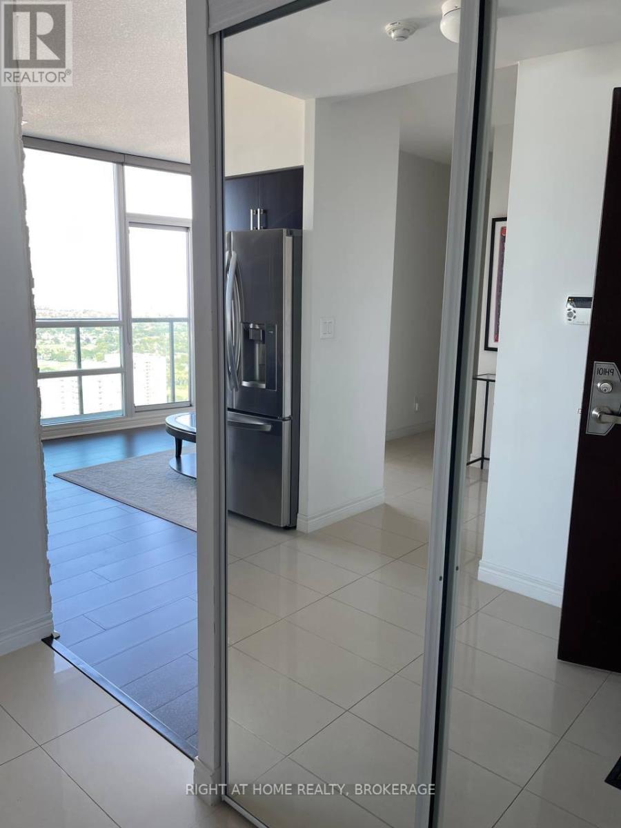 Ph101 - 208 Enfield Place, Mississauga, Ontario  L5B 0G8 - Photo 10 - W12258089