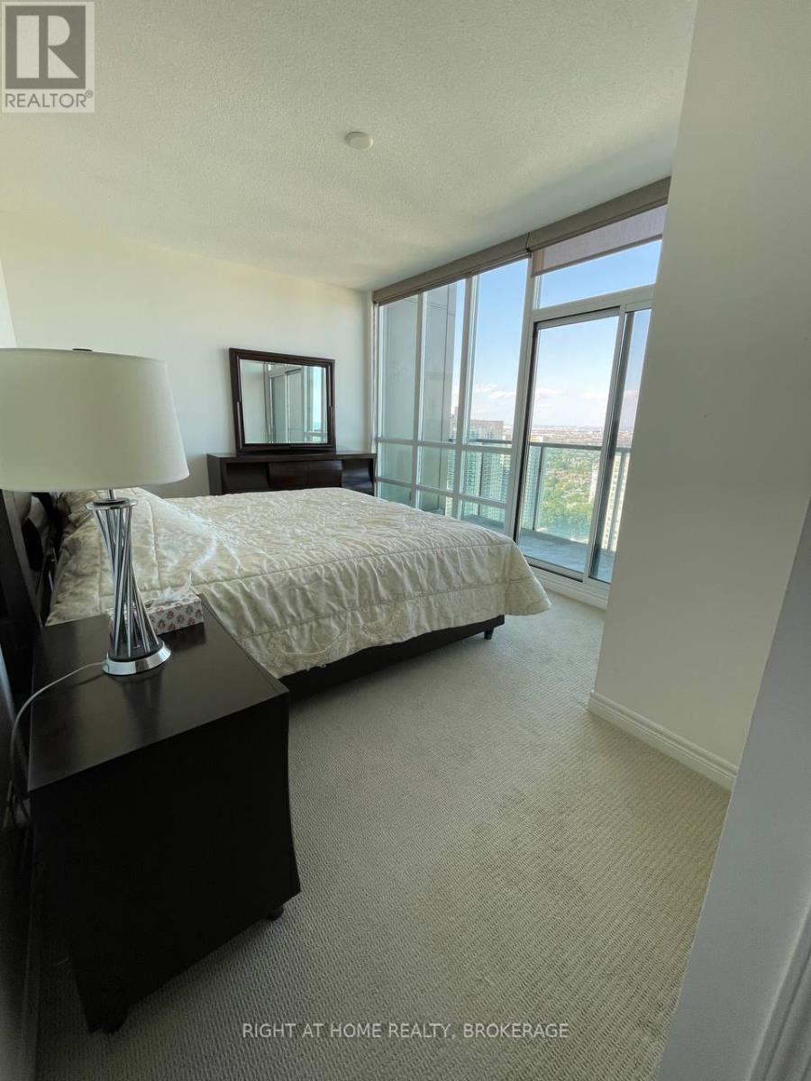 Ph101 - 208 Enfield Place, Mississauga, Ontario  L5B 0G8 - Photo 2 - W12258089