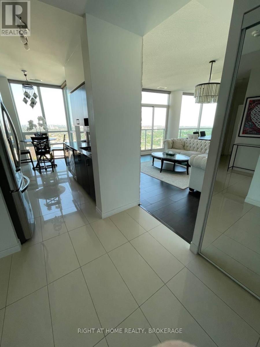 Ph101 - 208 Enfield Place, Mississauga, Ontario  L5B 0G8 - Photo 7 - W12258089