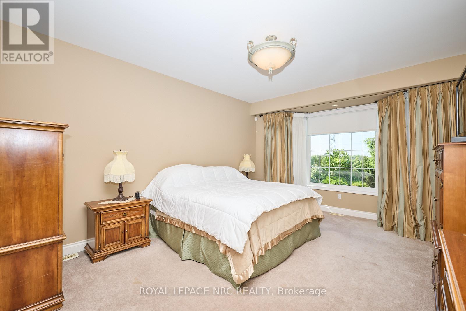 7995 Cathedral Drive, Niagara Falls, Ontario  L2H 2Z2 - Photo 14 - X12273935
