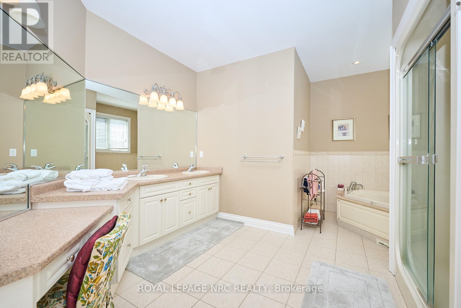 7995 Cathedral Drive, Niagara Falls, Ontario  L2H 2Z2 - Photo 17 - X12273935