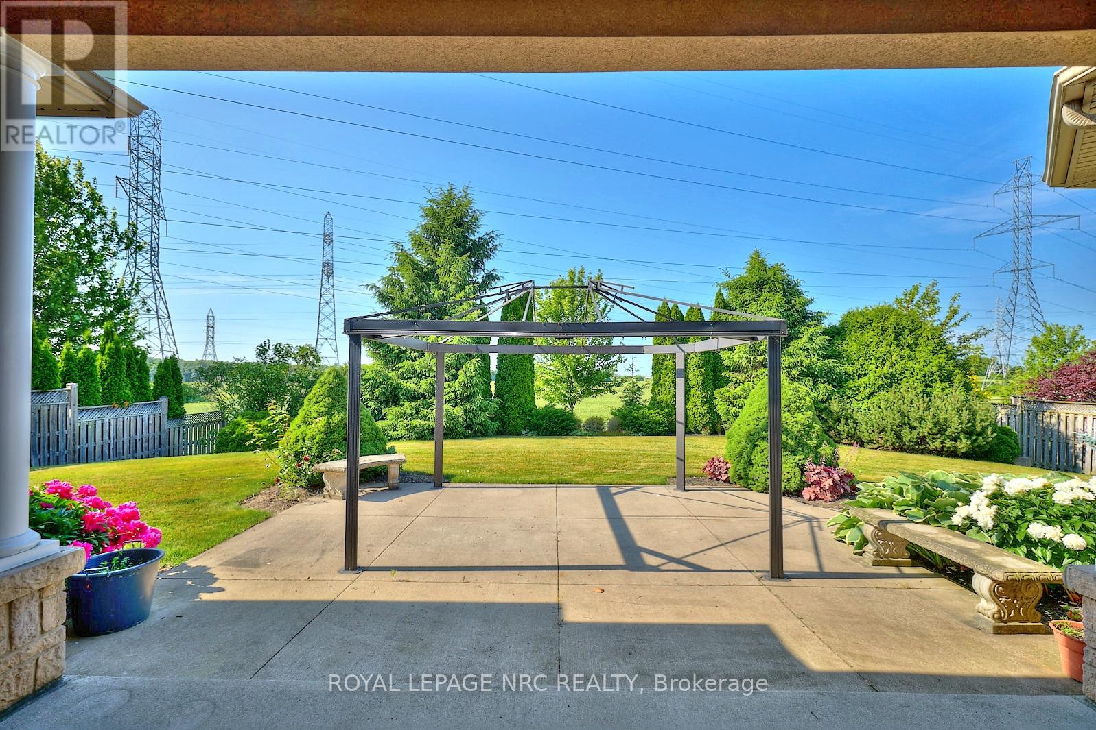 7995 Cathedral Drive, Niagara Falls, Ontario  L2H 2Z2 - Photo 20 - X12273935