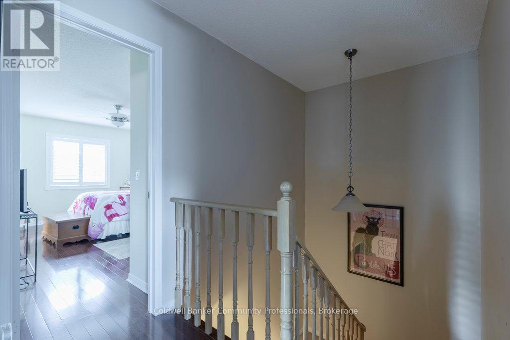 1 - 11 Pirie Drive, Hamilton, Ontario  L9H 6Z6 - Photo 19 - X12278433