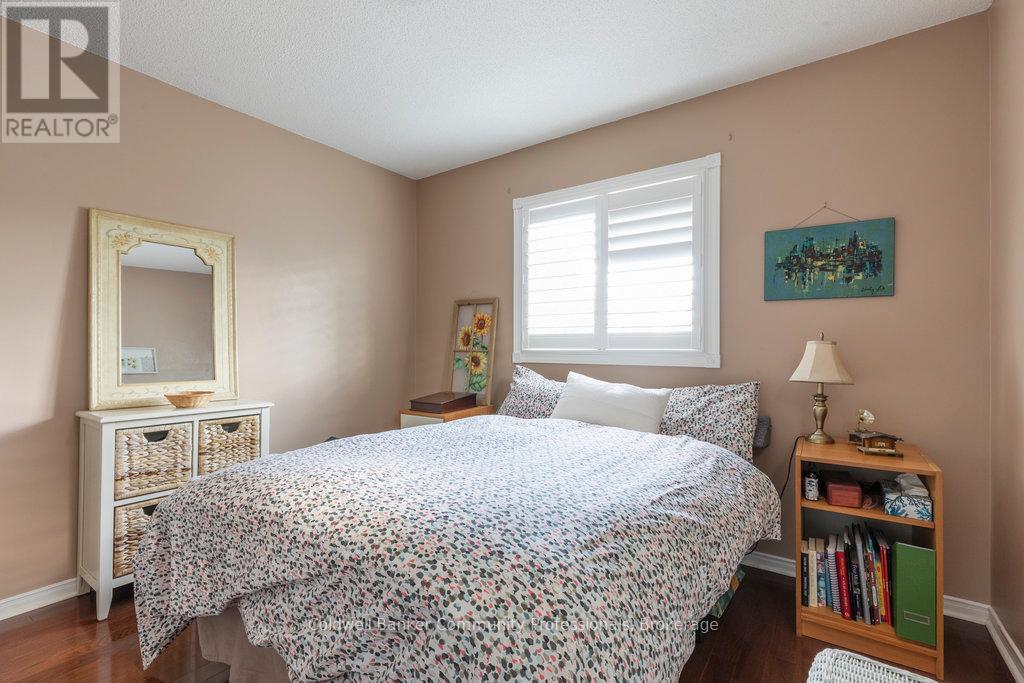 1 - 11 Pirie Drive, Hamilton, Ontario  L9H 6Z6 - Photo 27 - X12278433