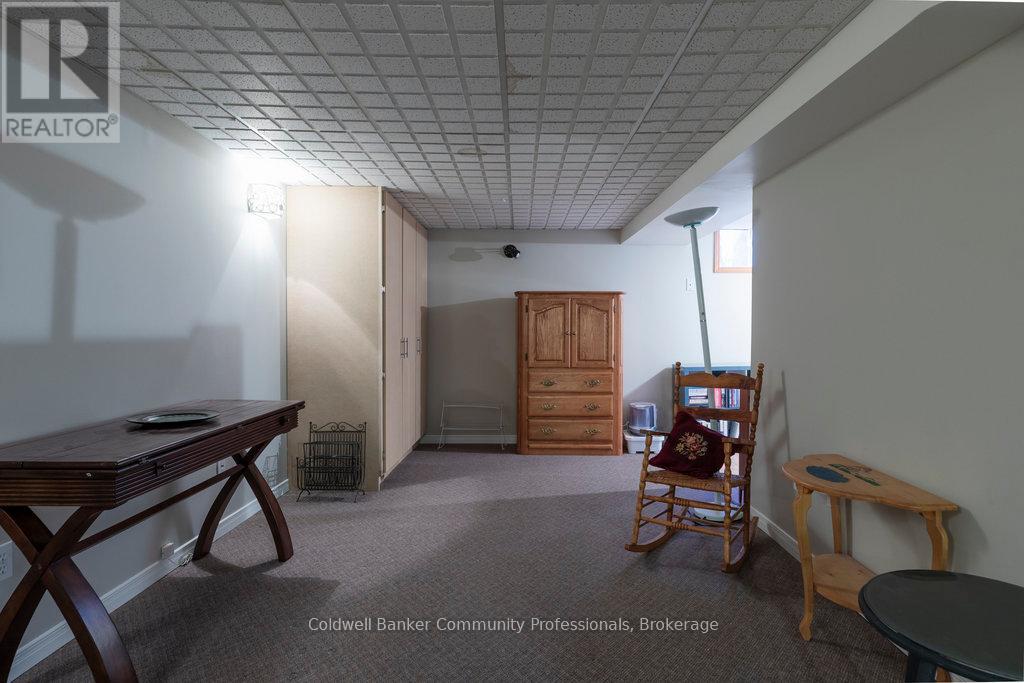 1 - 11 Pirie Drive, Hamilton, Ontario  L9H 6Z6 - Photo 35 - X12278433