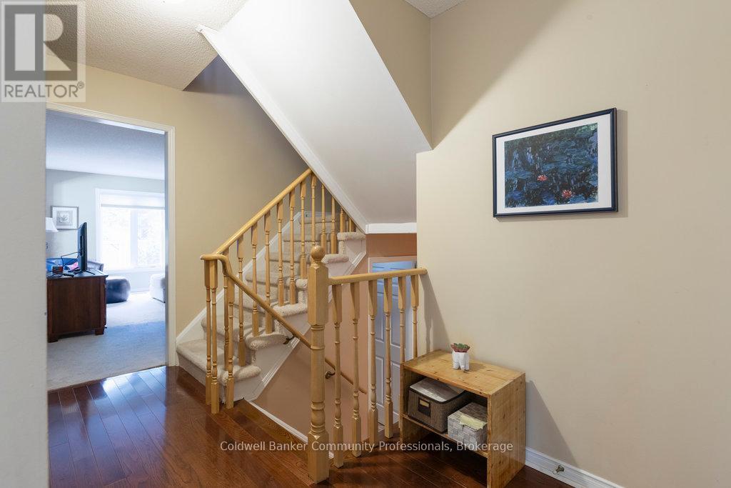 1 - 11 Pirie Drive, Hamilton, Ontario  L9H 6Z6 - Photo 9 - X12278433