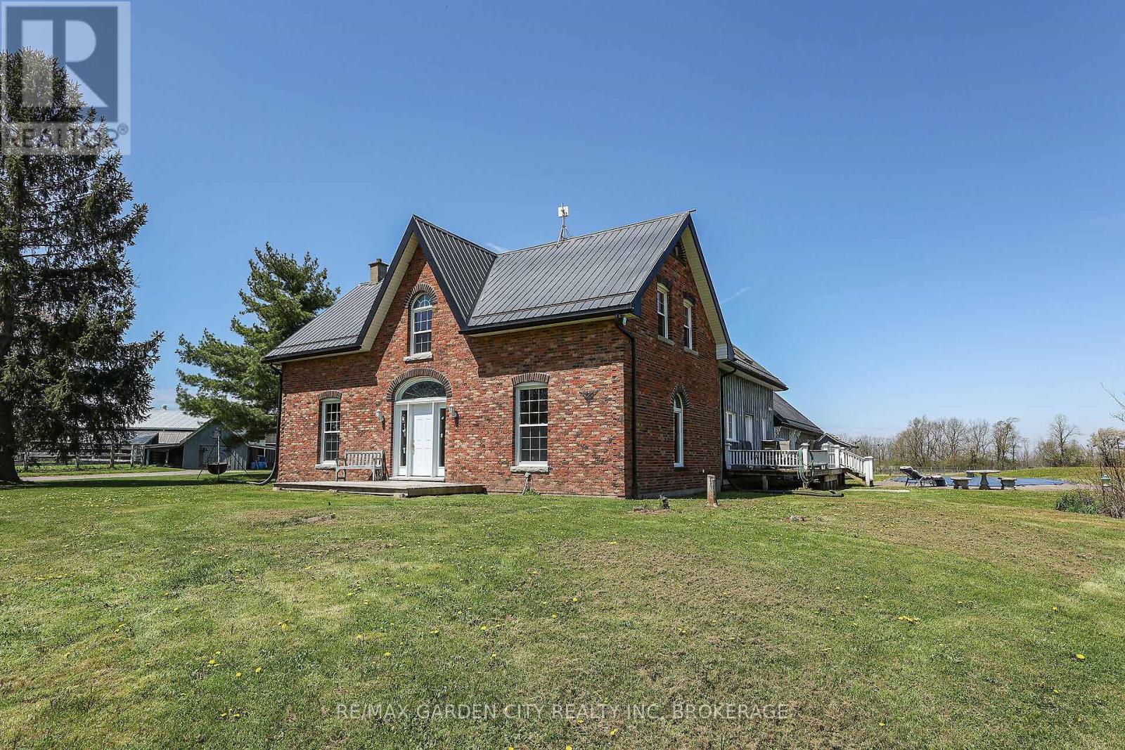 3200 Bertie Road, Fort Erie, Ontario  L0S 1N0 - Photo 26 - X12290222
