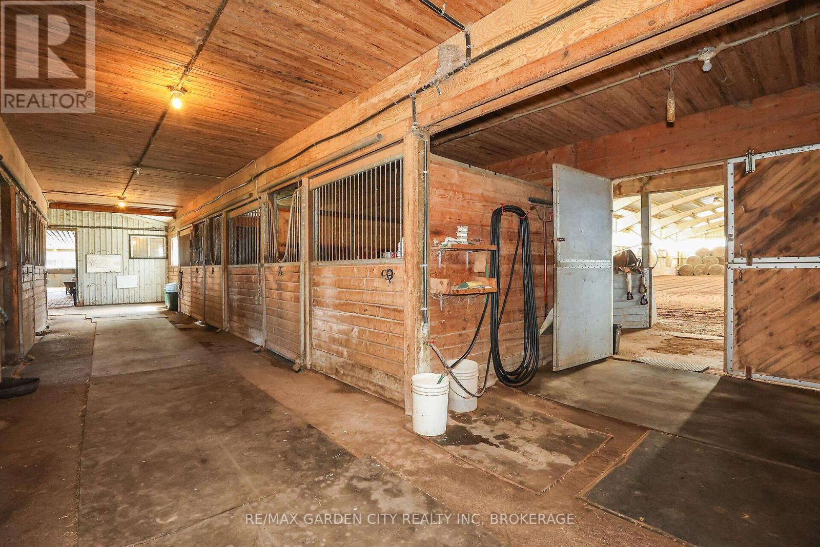 3200 Bertie Road, Fort Erie, Ontario  L0S 1N0 - Photo 38 - X12290222