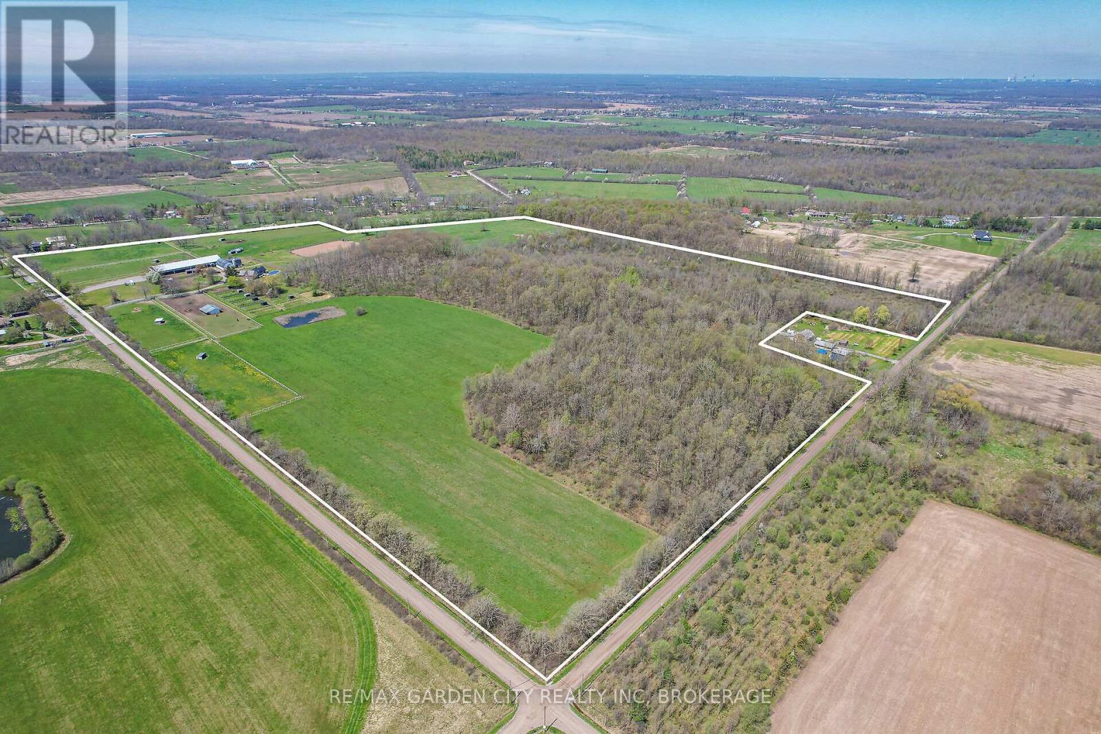 3200 Bertie Road, Fort Erie, Ontario  L0S 1N0 - Photo 46 - X12290222