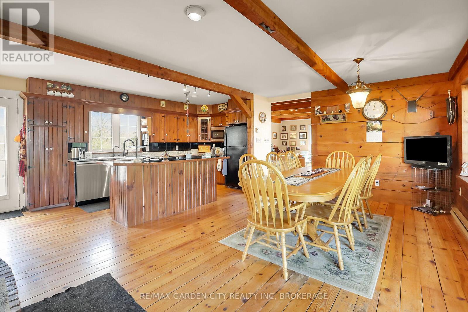 3200 Bertie Road, Fort Erie, Ontario  L0S 1N0 - Photo 8 - X12290222