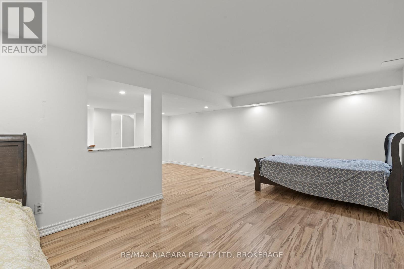 13 - 34 Dynasty Avenue, Hamilton, Ontario  L8G 5C7 - Photo 25 - X12291748