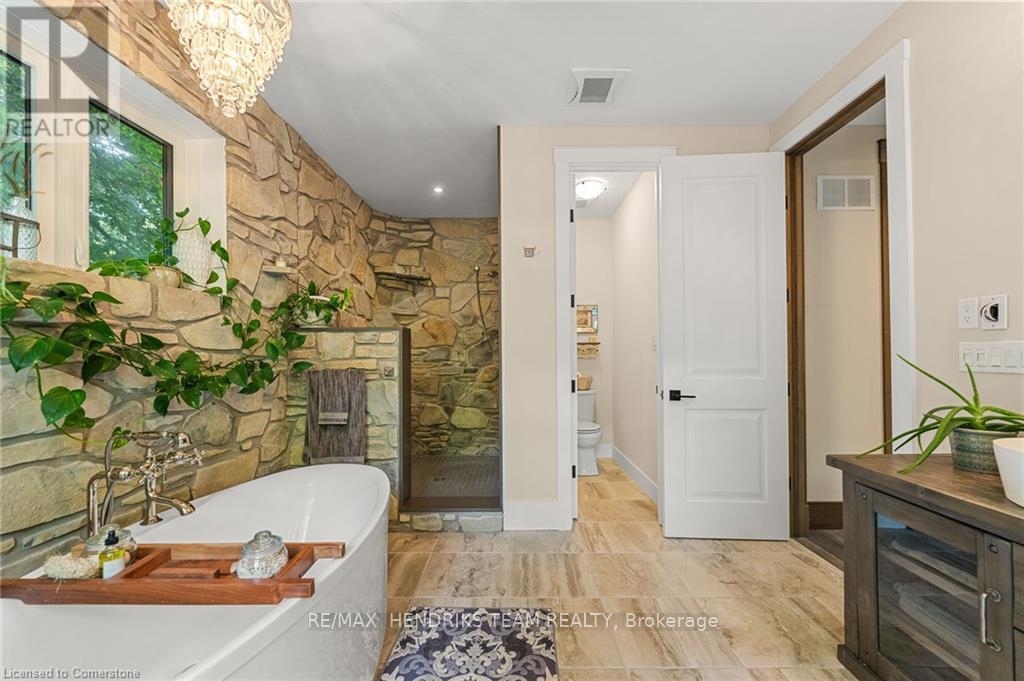 3713 Nineteenth Street, Lincoln, Ontario  L0R 1S0 - Photo 21 - X12292608