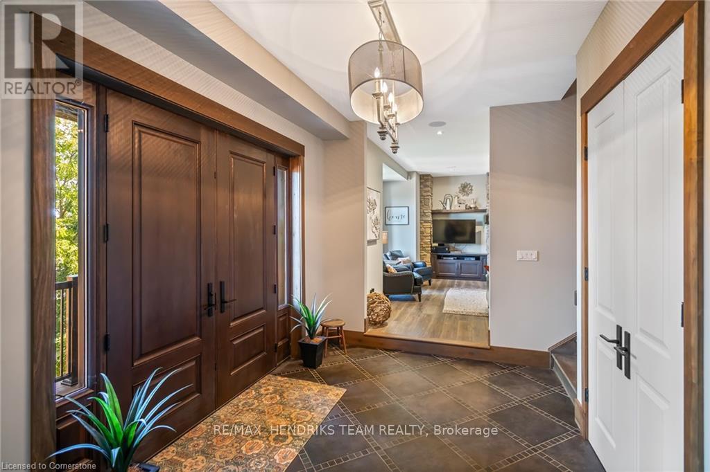 3713 Nineteenth Street, Lincoln, Ontario  L0R 1S0 - Photo 3 - X12292608