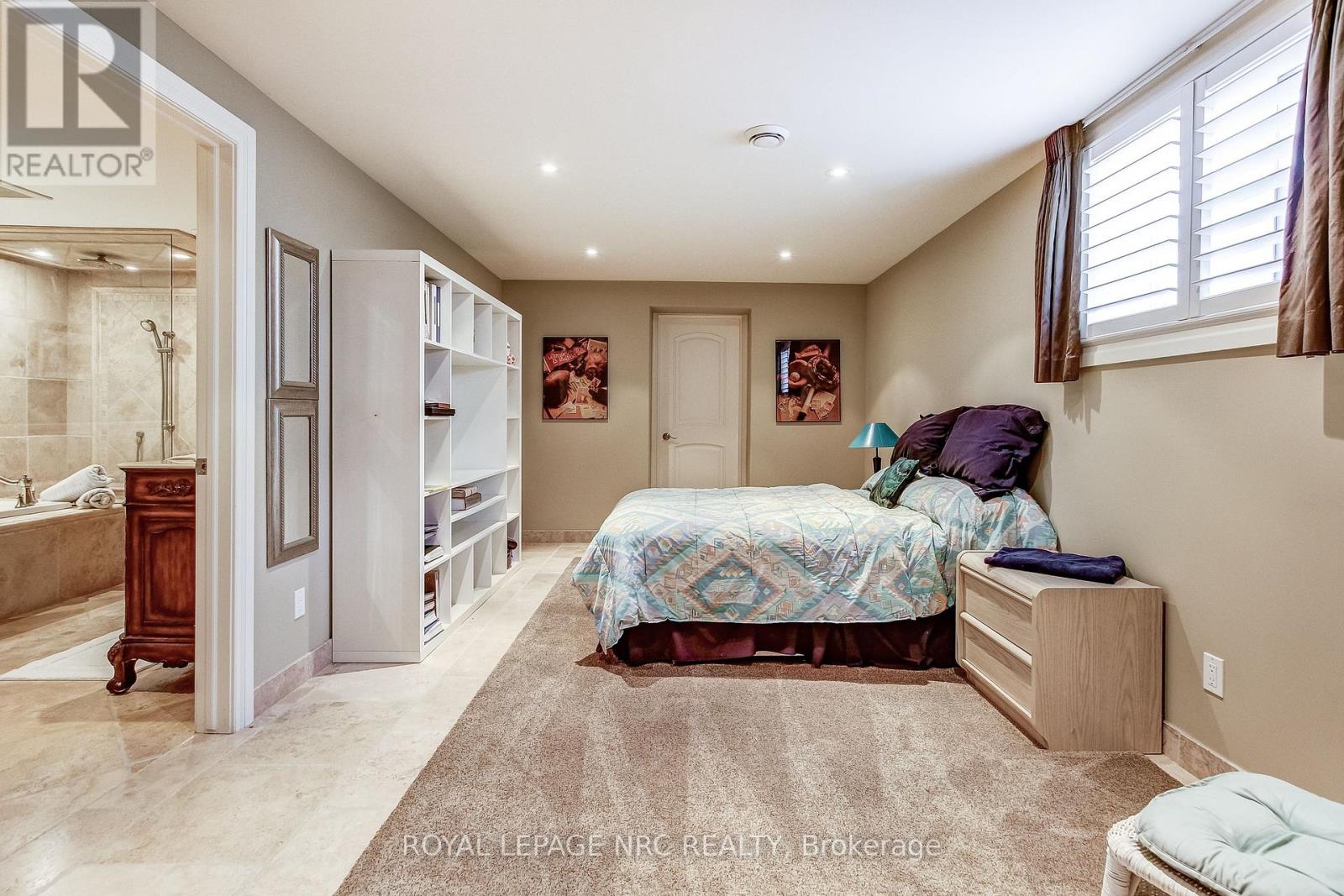 6725 Domenic Crescent, Niagara Falls, Ontario  L2J 4L5 - Photo 29 - X12298461