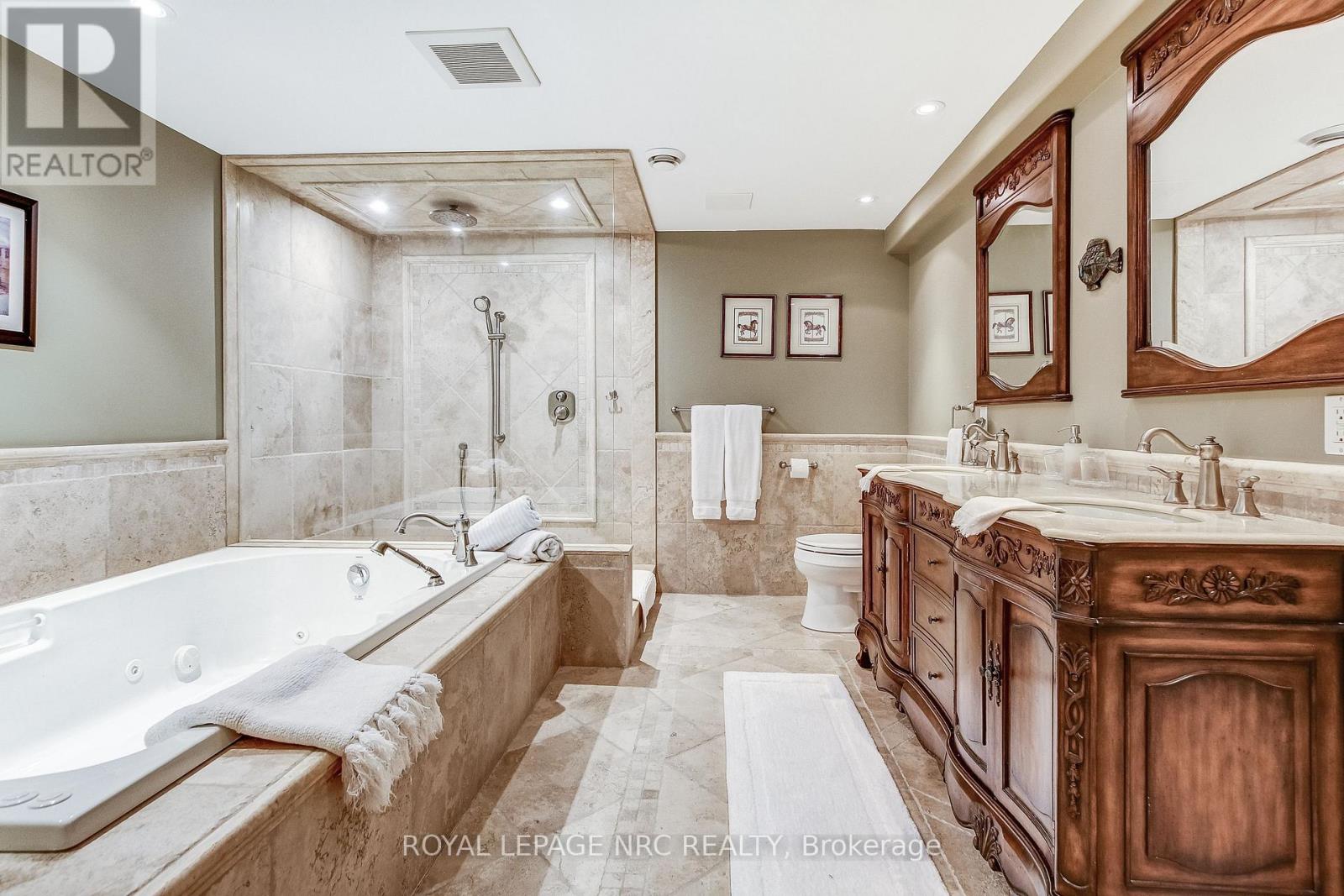 6725 Domenic Crescent, Niagara Falls, Ontario  L2J 4L5 - Photo 31 - X12298461