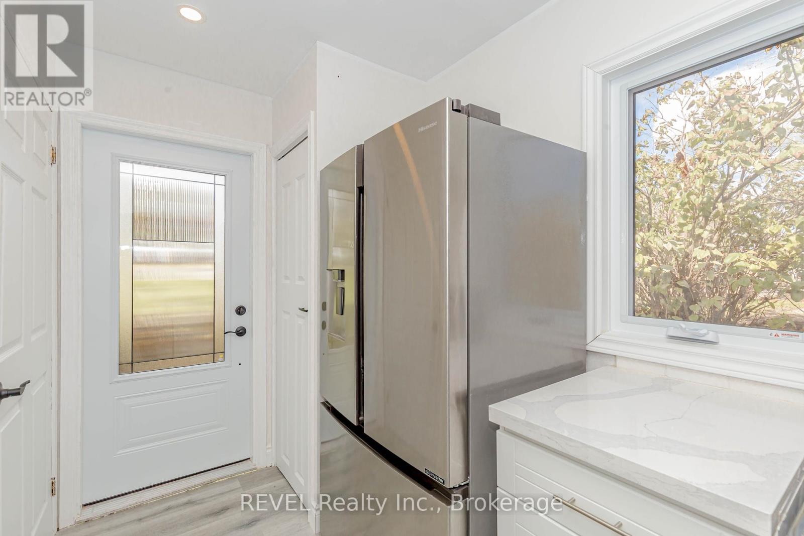 293 Four Mile Creek Road, Niagara-On-The-Lake, Ontario  L0S 1P0 - Photo 28 - X12301556