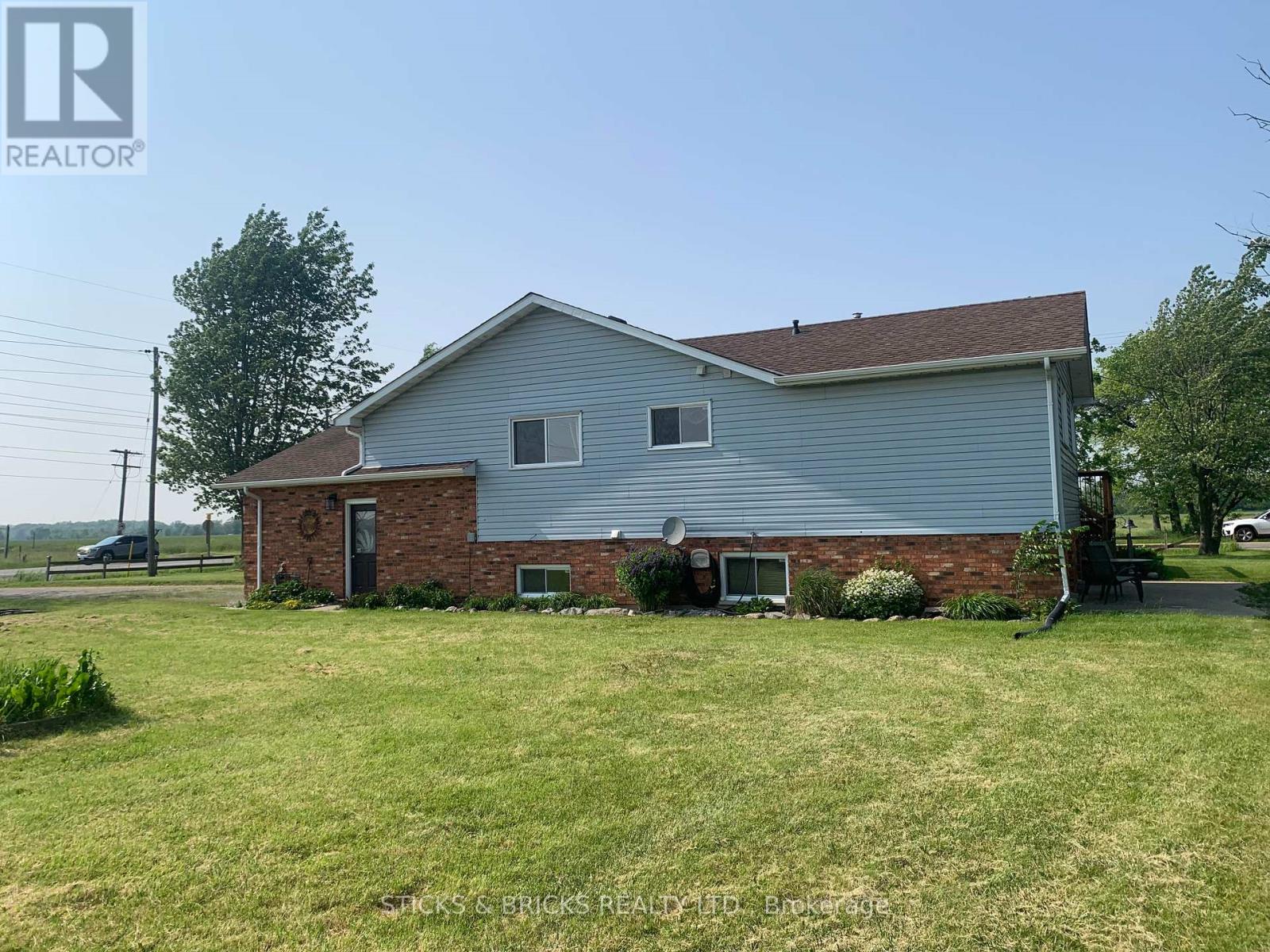 994 Moyer Road, Welland, Ontario  L0S 1K0 - Photo 10 - X12304297