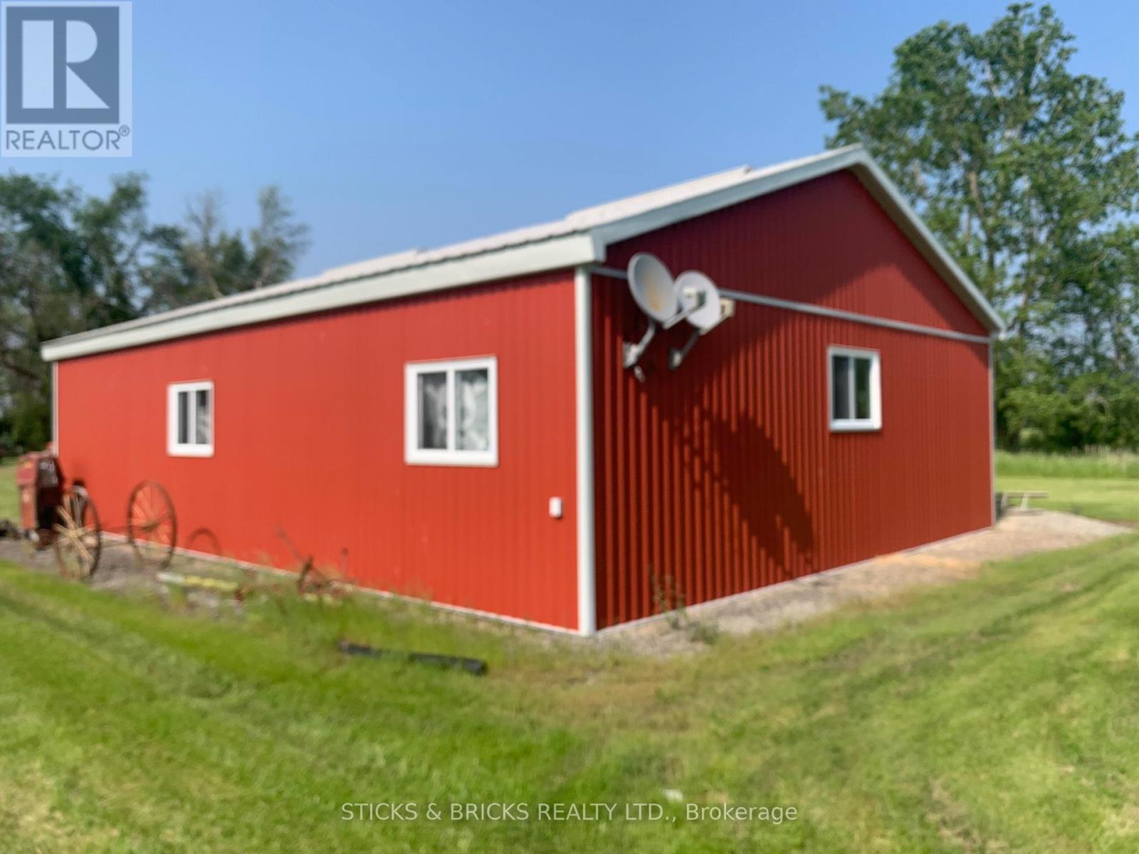 994 Moyer Road, Welland, Ontario  L0S 1K0 - Photo 13 - X12304297