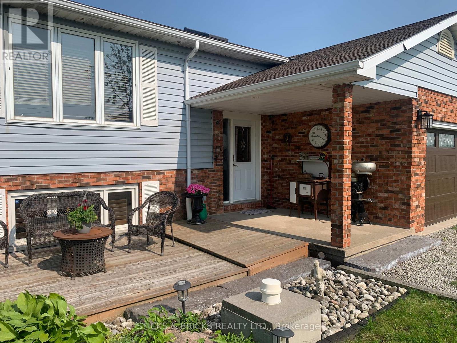 994 Moyer Road, Welland, Ontario  L0S 1K0 - Photo 16 - X12304297