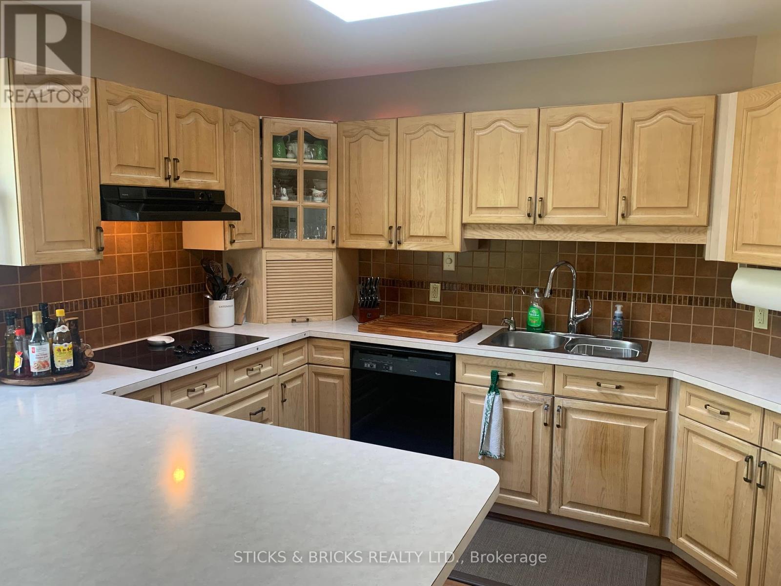 994 Moyer Road, Welland, Ontario  L0S 1K0 - Photo 18 - X12304297