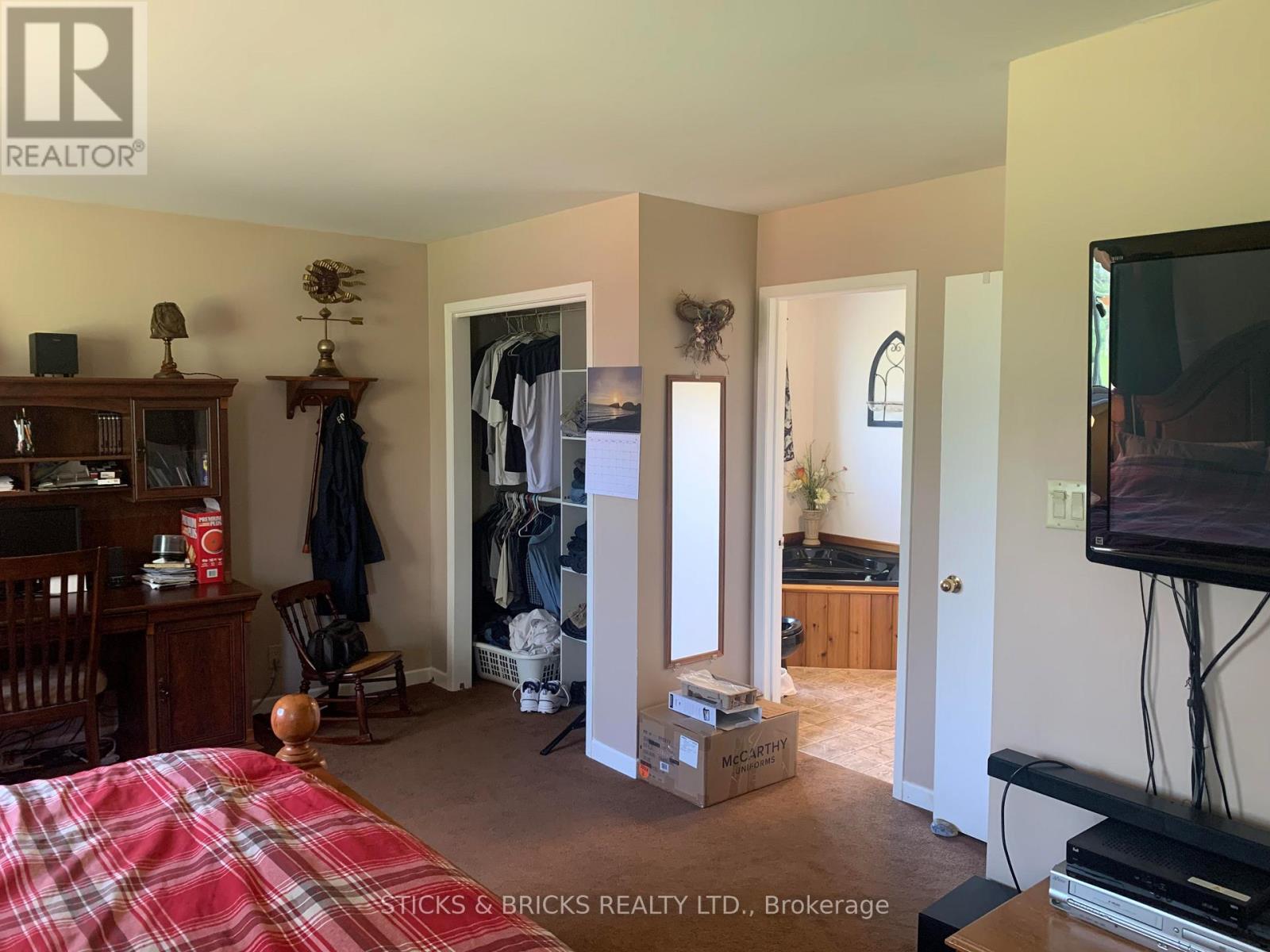 994 Moyer Road, Welland, Ontario  L0S 1K0 - Photo 31 - X12304297