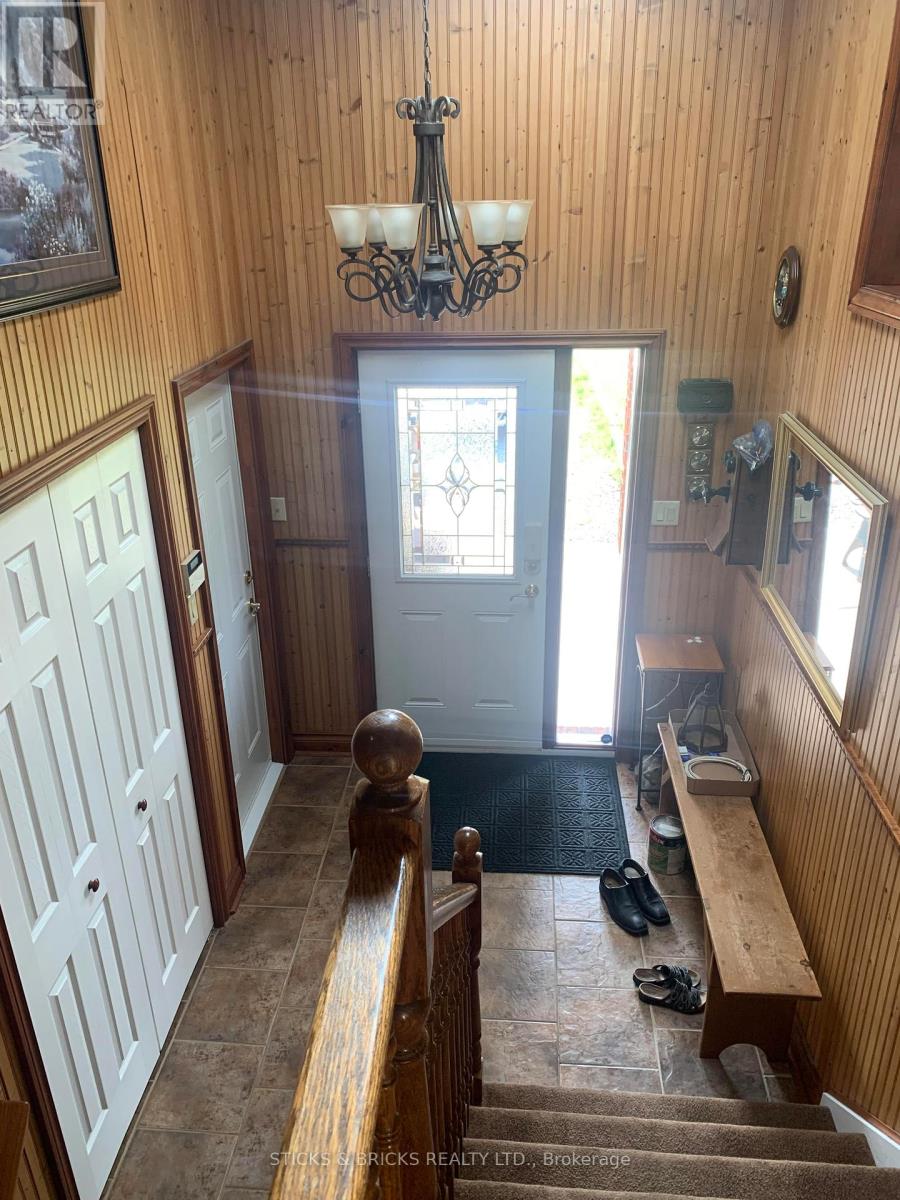 994 Moyer Road, Welland, Ontario  L0S 1K0 - Photo 32 - X12304297