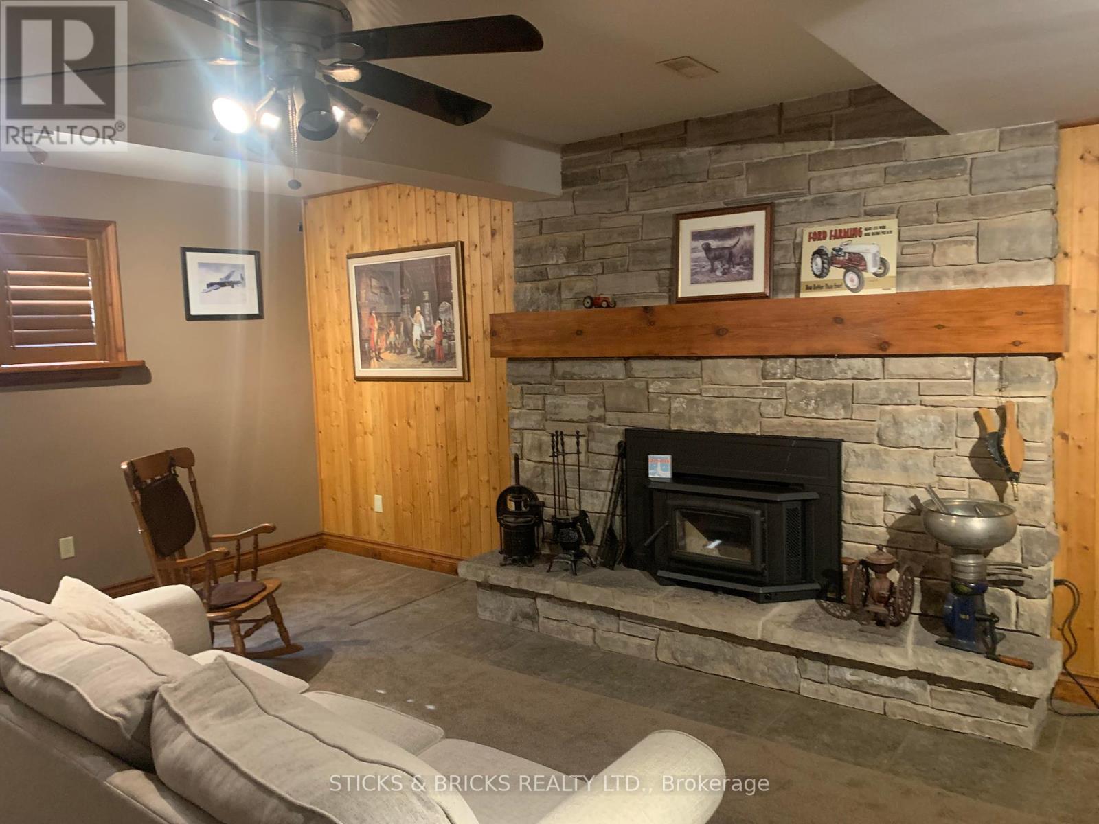 994 Moyer Road, Welland, Ontario  L0S 1K0 - Photo 39 - X12304297