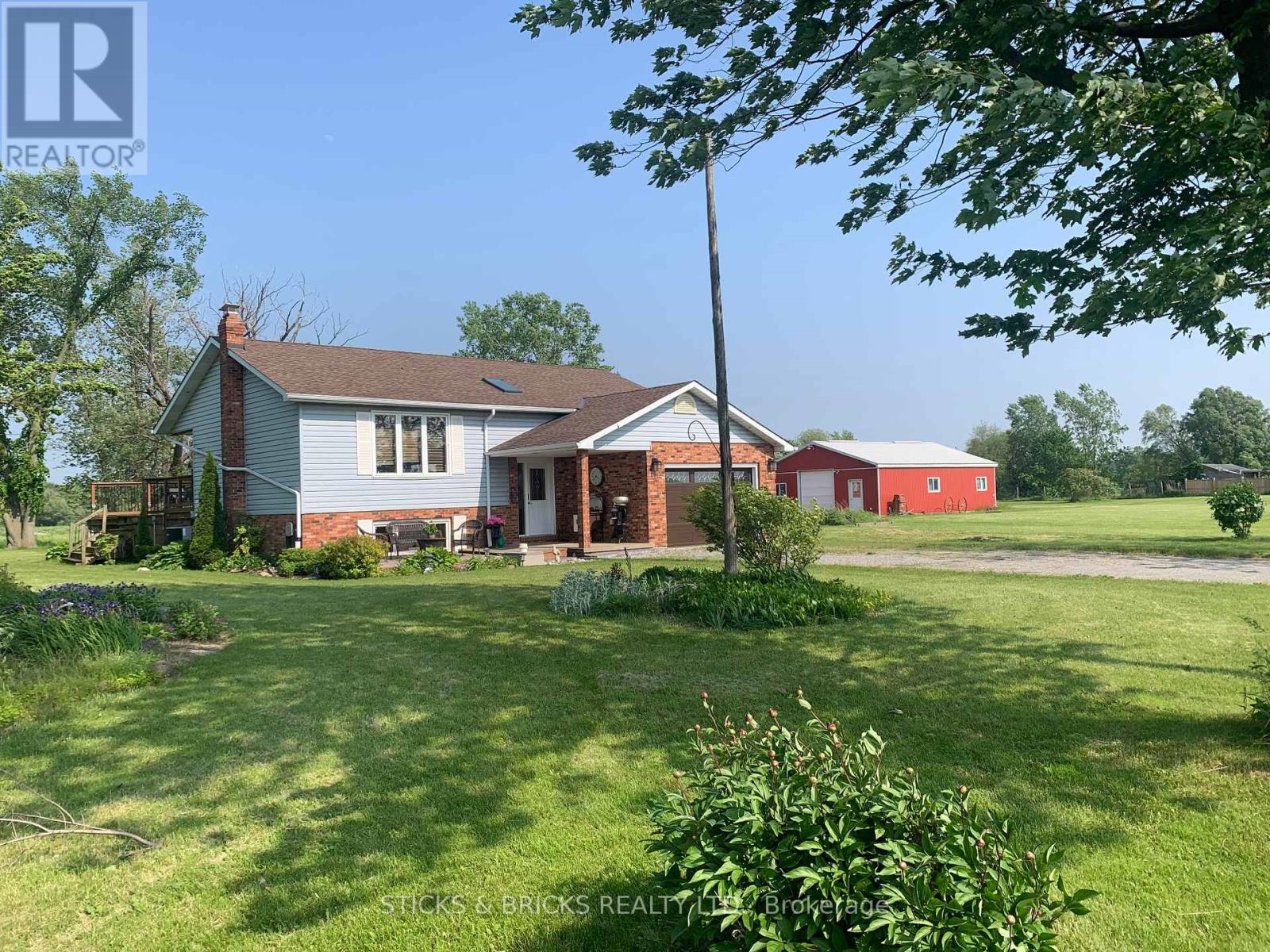 994 Moyer Road, Welland, Ontario  L0S 1K0 - Photo 5 - X12304297