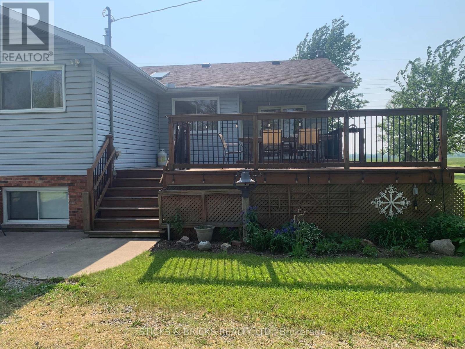 994 Moyer Road, Welland, Ontario  L0S 1K0 - Photo 9 - X12304297