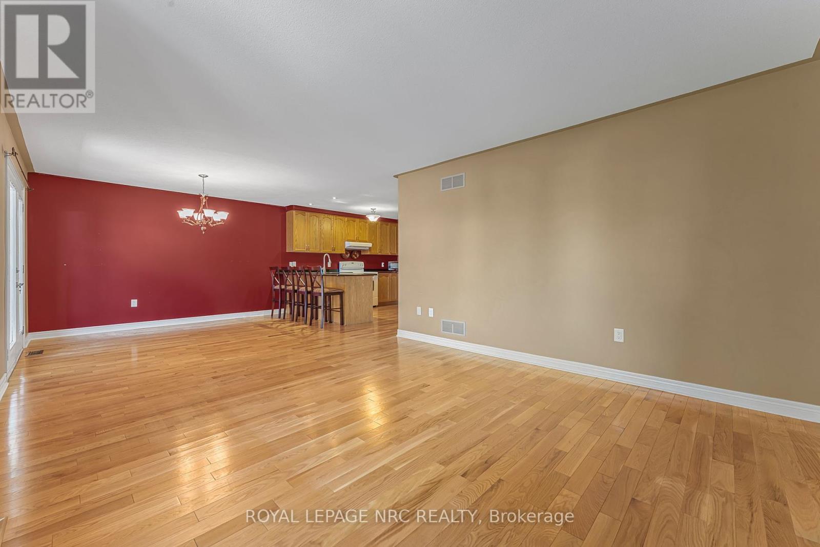 48 Bridgewater Court, Welland, Ontario  L3C 7M6 - Photo 23 - X12307873