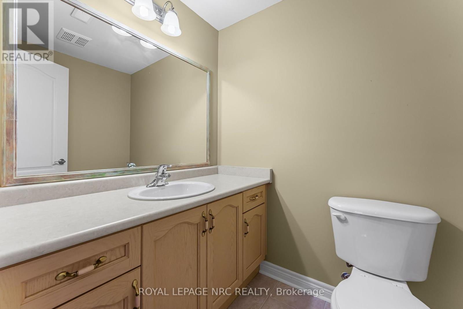 48 Bridgewater Court, Welland, Ontario  L3C 7M6 - Photo 25 - X12307873