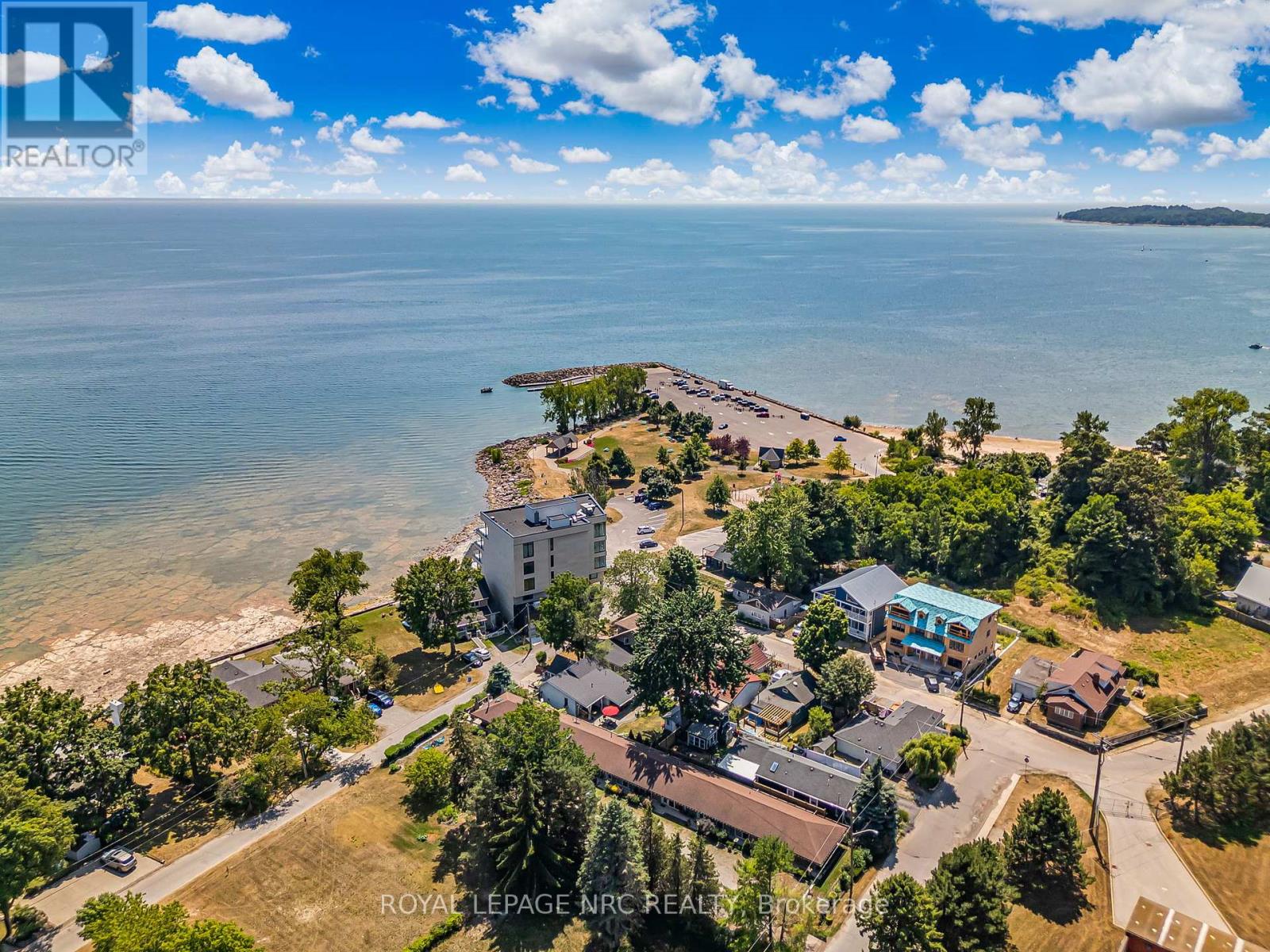3816 Terrace Lane, Fort Erie (Crystal Beach), Ontario  L0S 1B0 - Photo 36 - X12308109