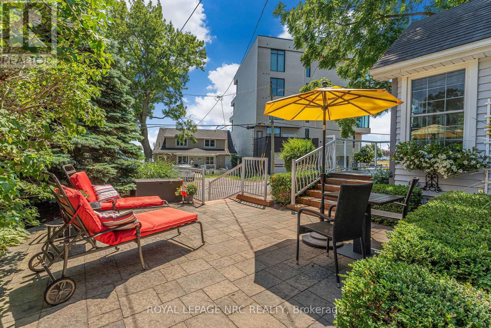3816 Terrace Lane, Fort Erie (Crystal Beach), Ontario  L0S 1B0 - Photo 5 - X12308109