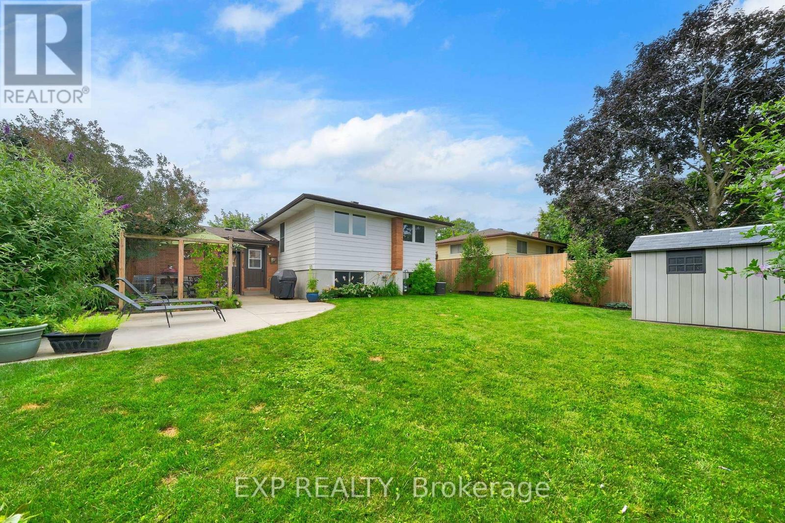 44 Royal Orchard Crescent, St. Catharines (Lakeport), Ontario  L2N 4E9 - Photo 36 - X12309568