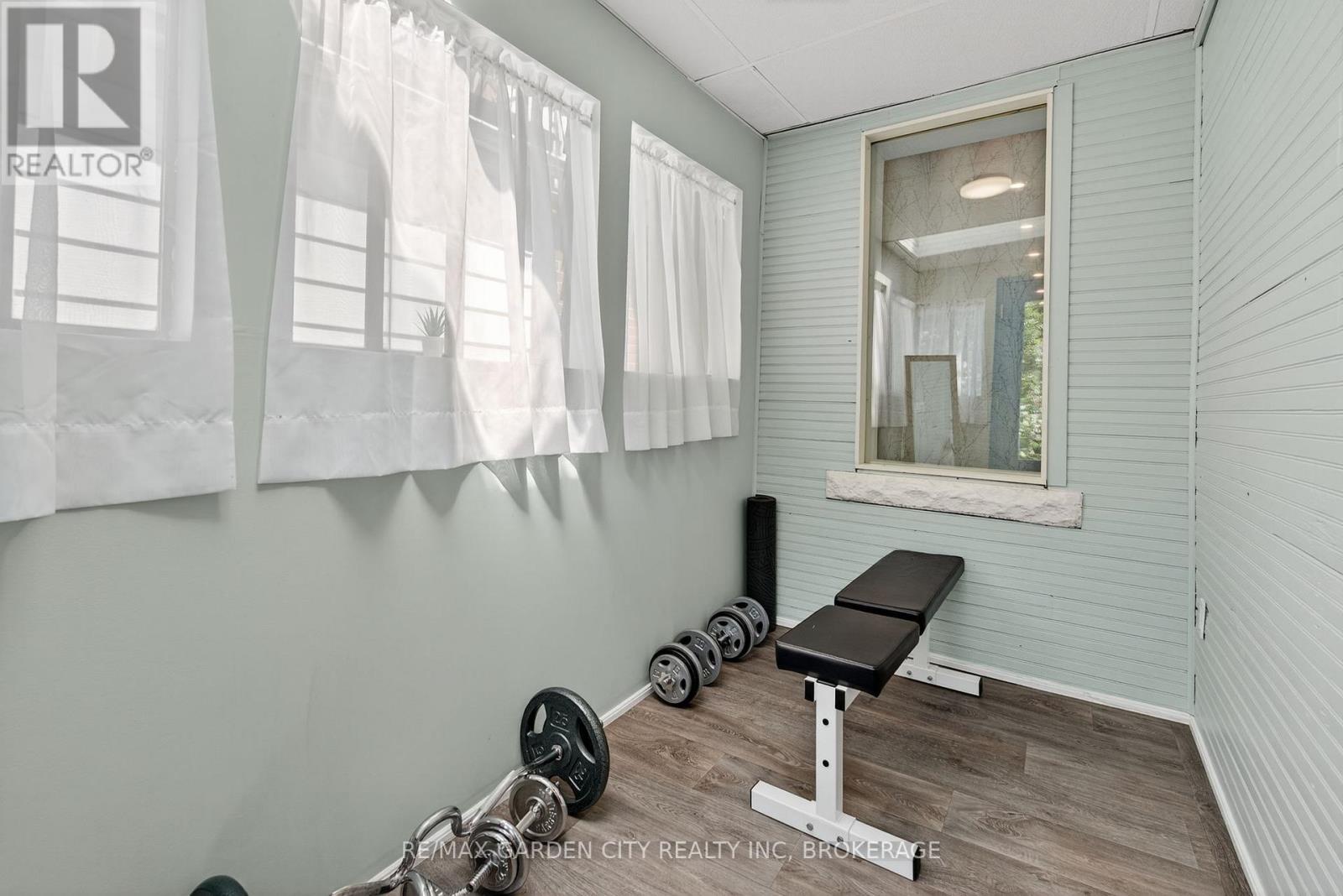 133 Connaught Avenue, Hamilton, Ontario  L8L 6Z2 - Photo 14 - X12313634