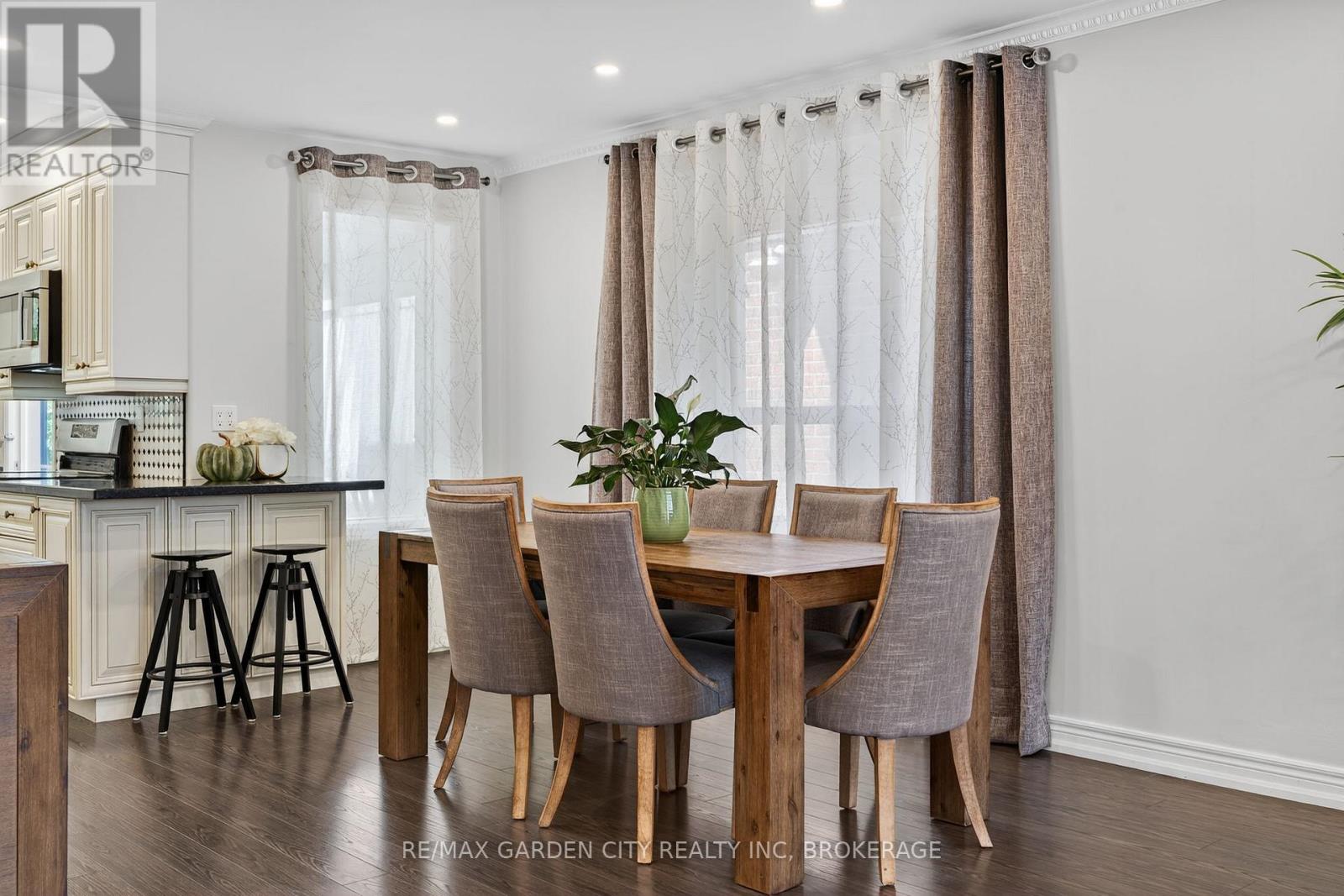 133 Connaught Avenue, Hamilton, Ontario  L8L 6Z2 - Photo 7 - X12313634