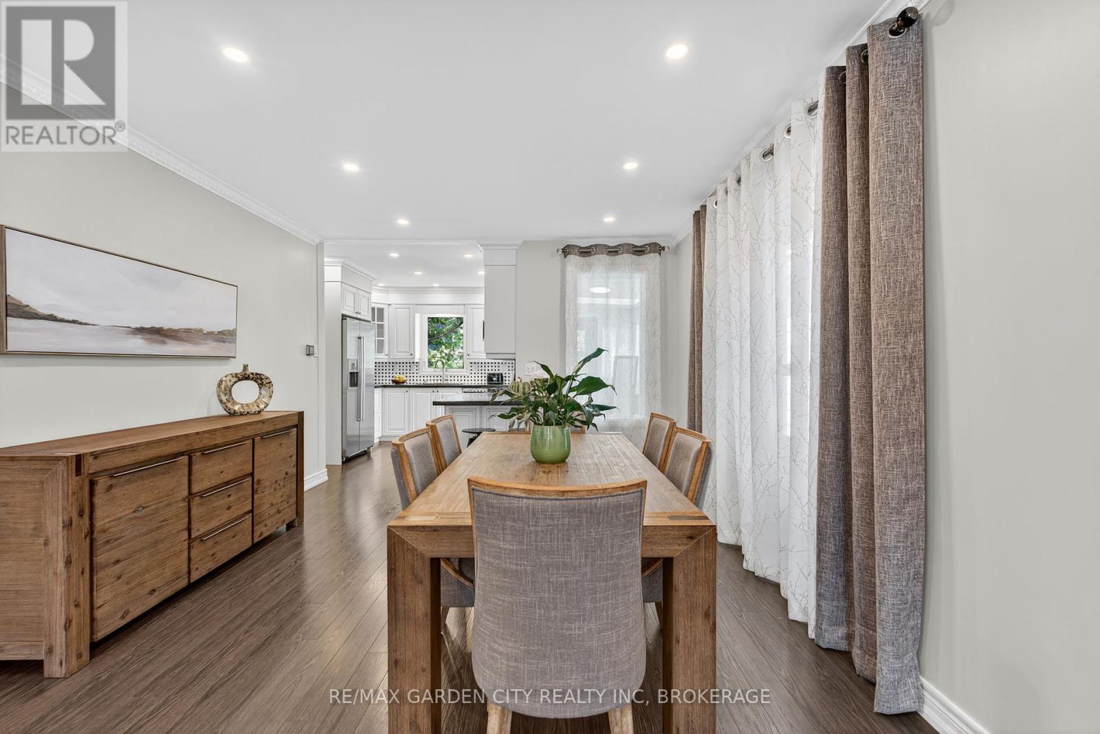 133 Connaught Avenue, Hamilton, Ontario  L8L 6Z2 - Photo 8 - X12313634