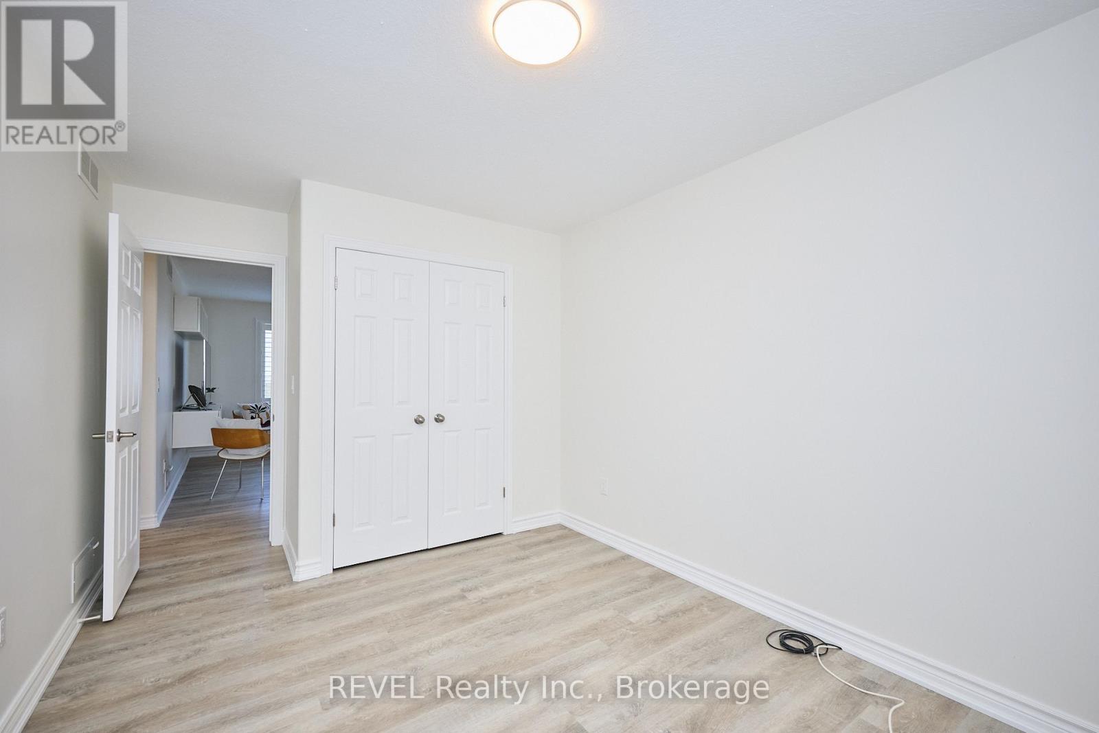118 Colbeck Drive, Welland (Coyle Creek), Ontario  L3C 7B2 - Photo 34 - X12315311